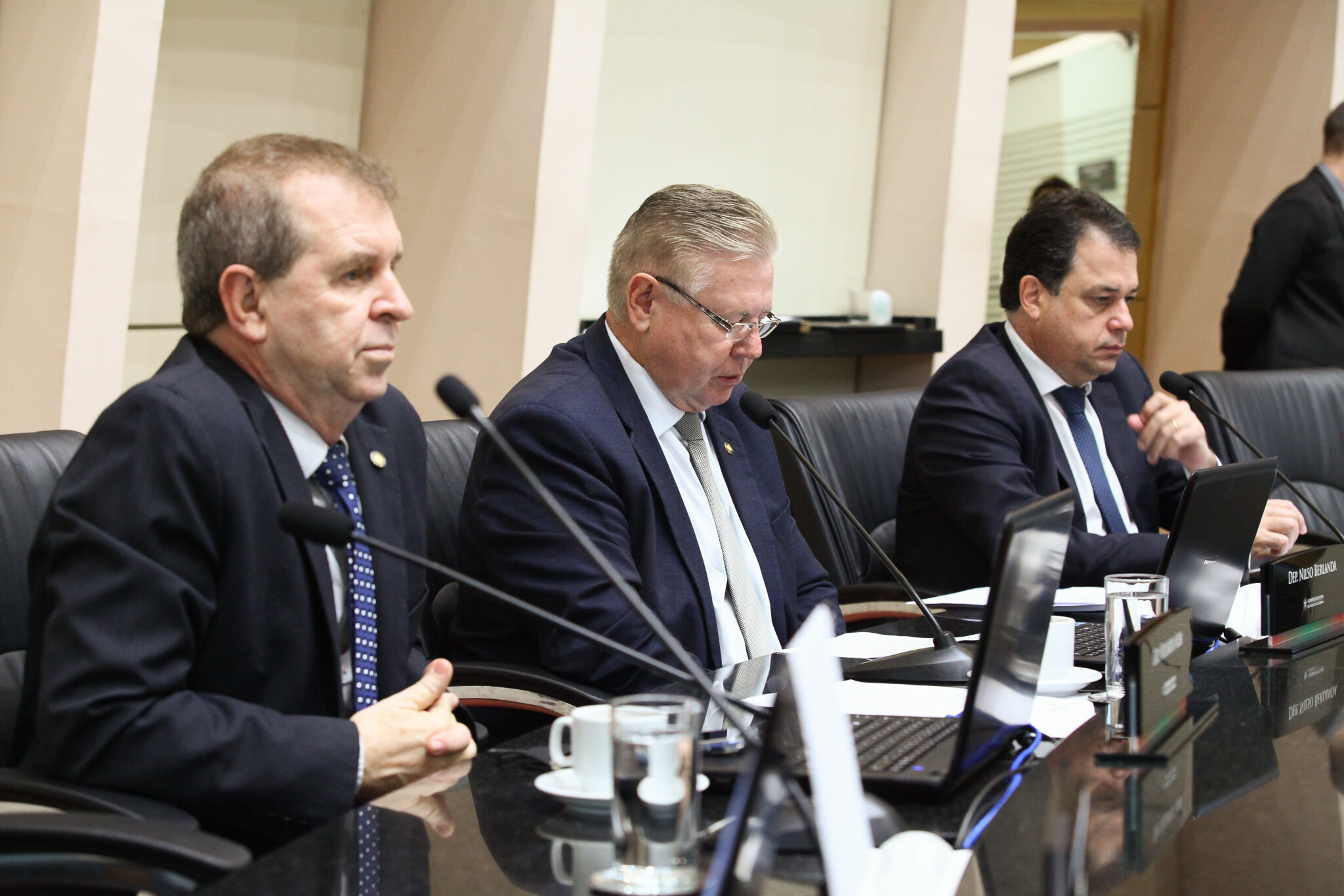 Direitos da pessoa com deficiência e carreira da Polícia Civil pautam sessão
