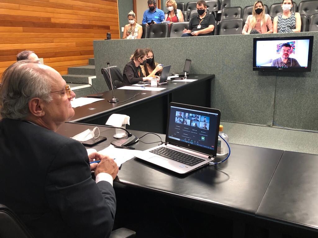 Dr. Vicente: reforço na legislação dará mais poder no combate à dengue