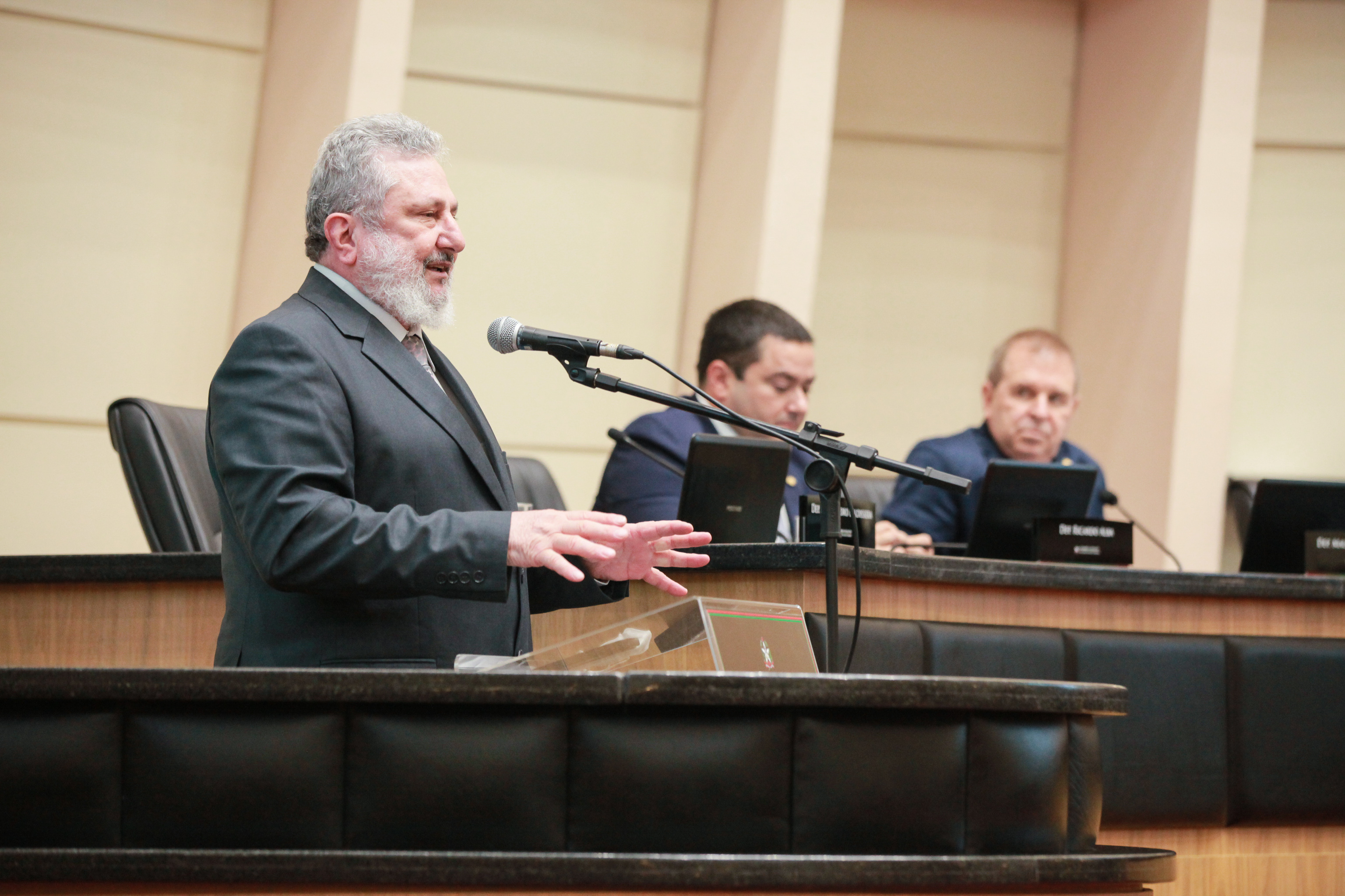 - Deputado Padre Pedro Baldisera (PT)