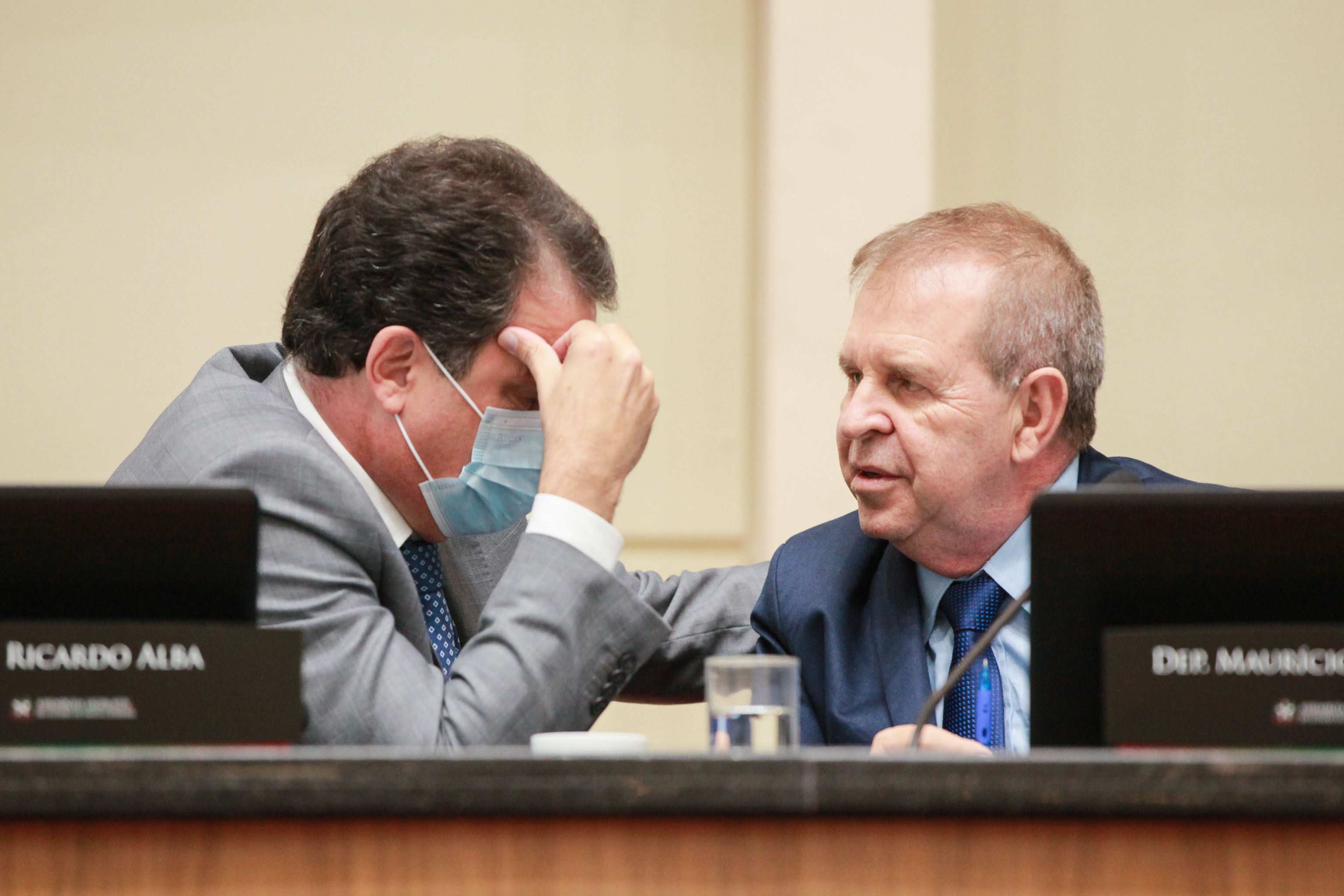 - Deputado Rodrigo Minotto (PDT) - Deputado Maurício Eskudlark (PL)