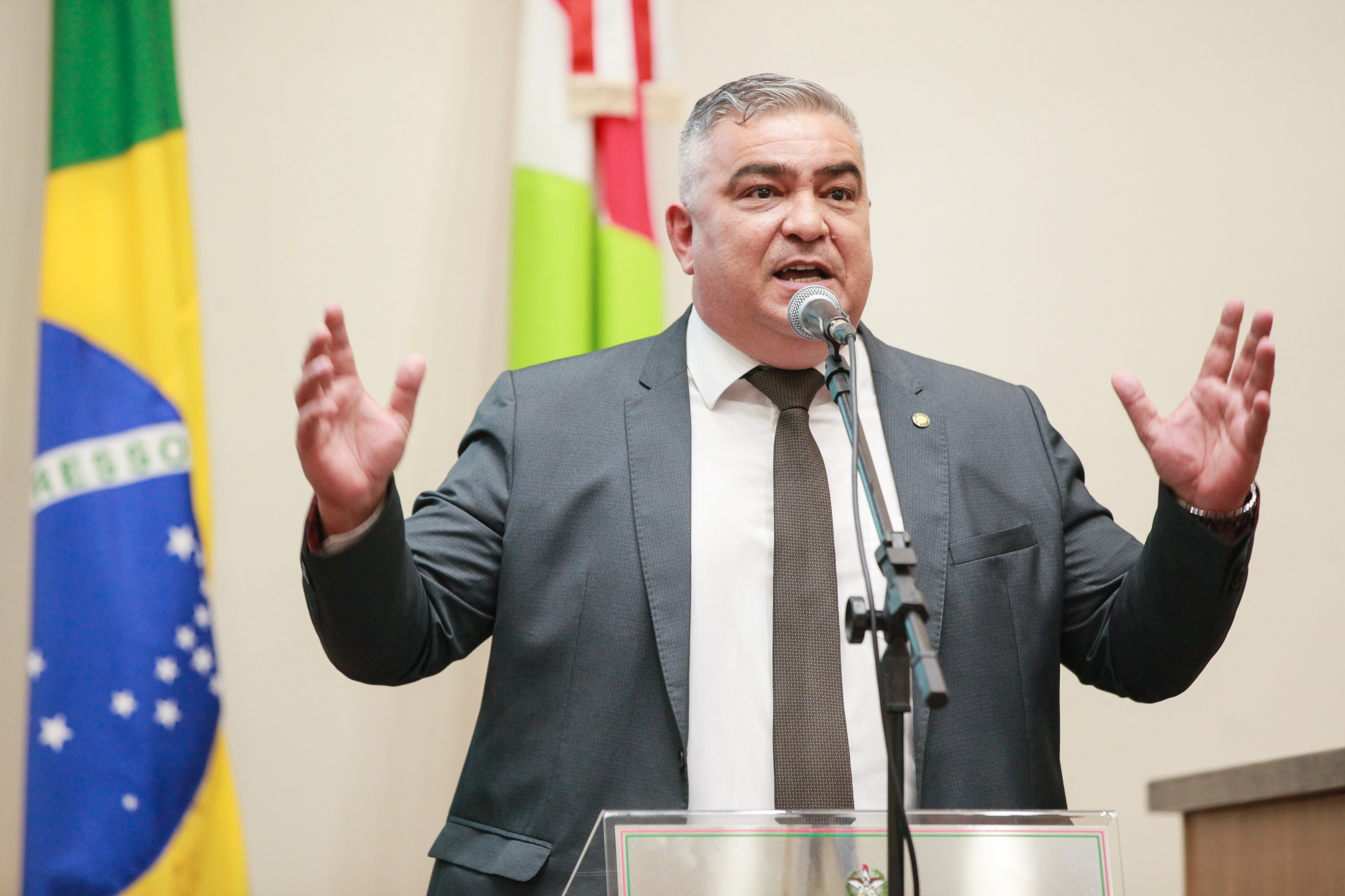 - Deputado Sargento Lima(PL)