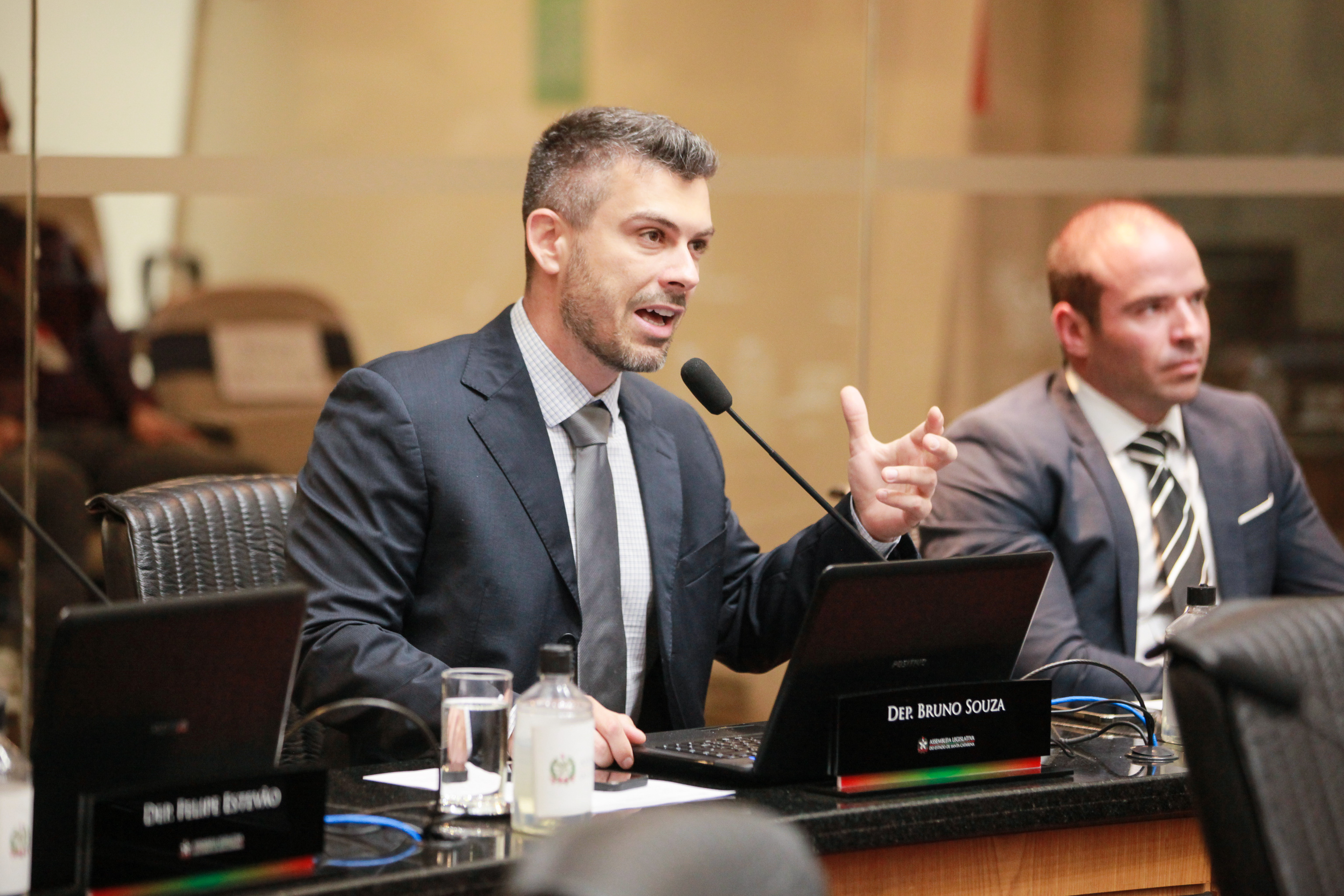 - Deputado Bruno Souza (NOVO)