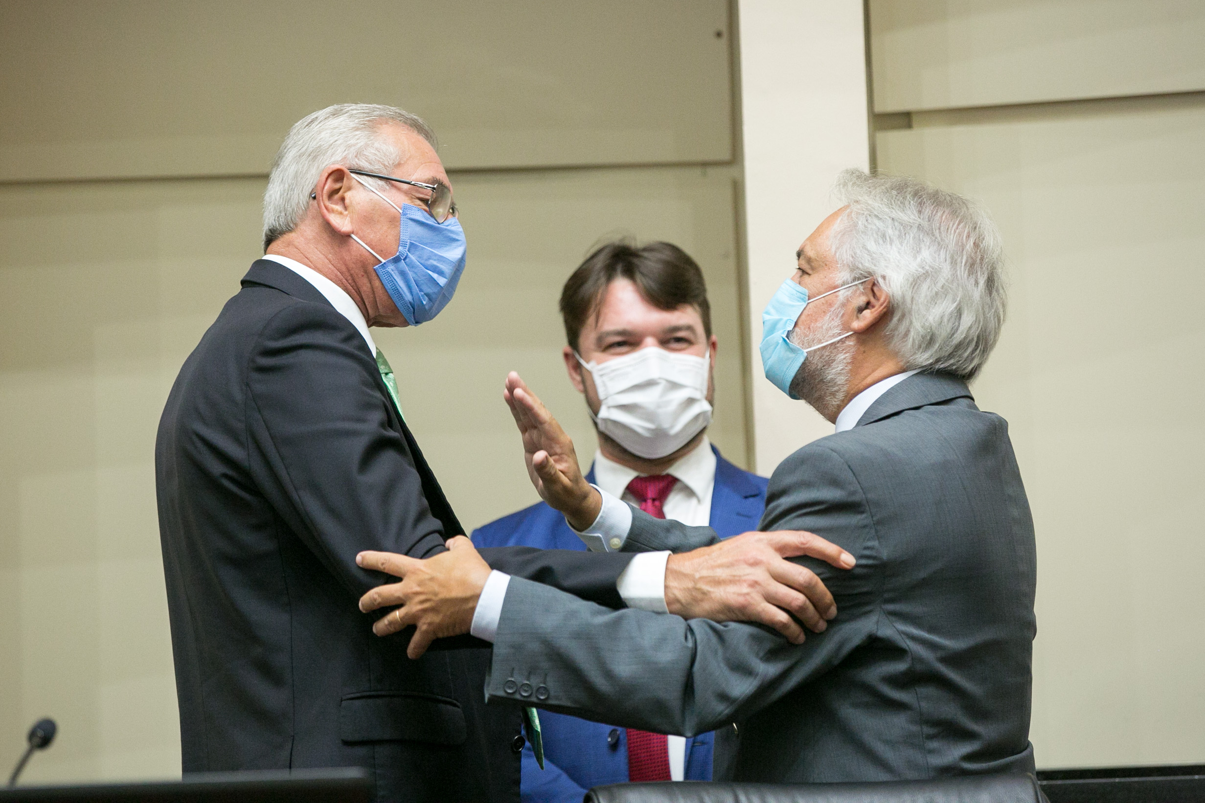 Deputado Silvio Dreveck (PP) e presidente do Tribunal de Justiça João Henrique Blasi