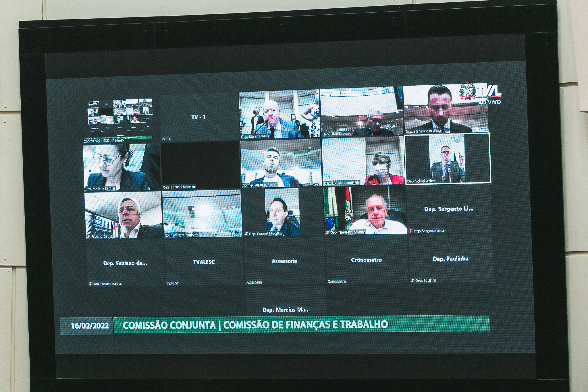 Comissão Conjunta – Finanças e Tributação; Trabalho, Adm e Serviço Público