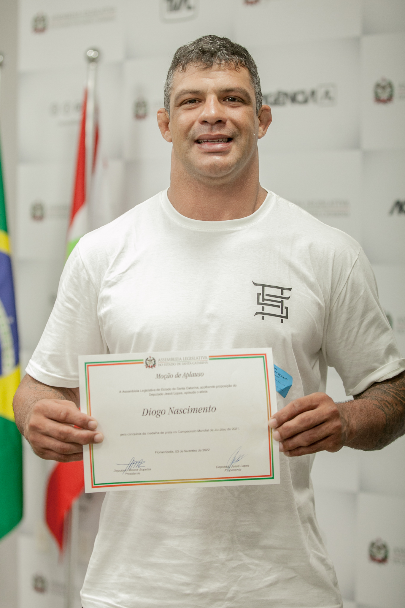 Diogo Nascimento, atleta medalha de prata no Campeonato Mundial de Jiu-Jitsu 2021.