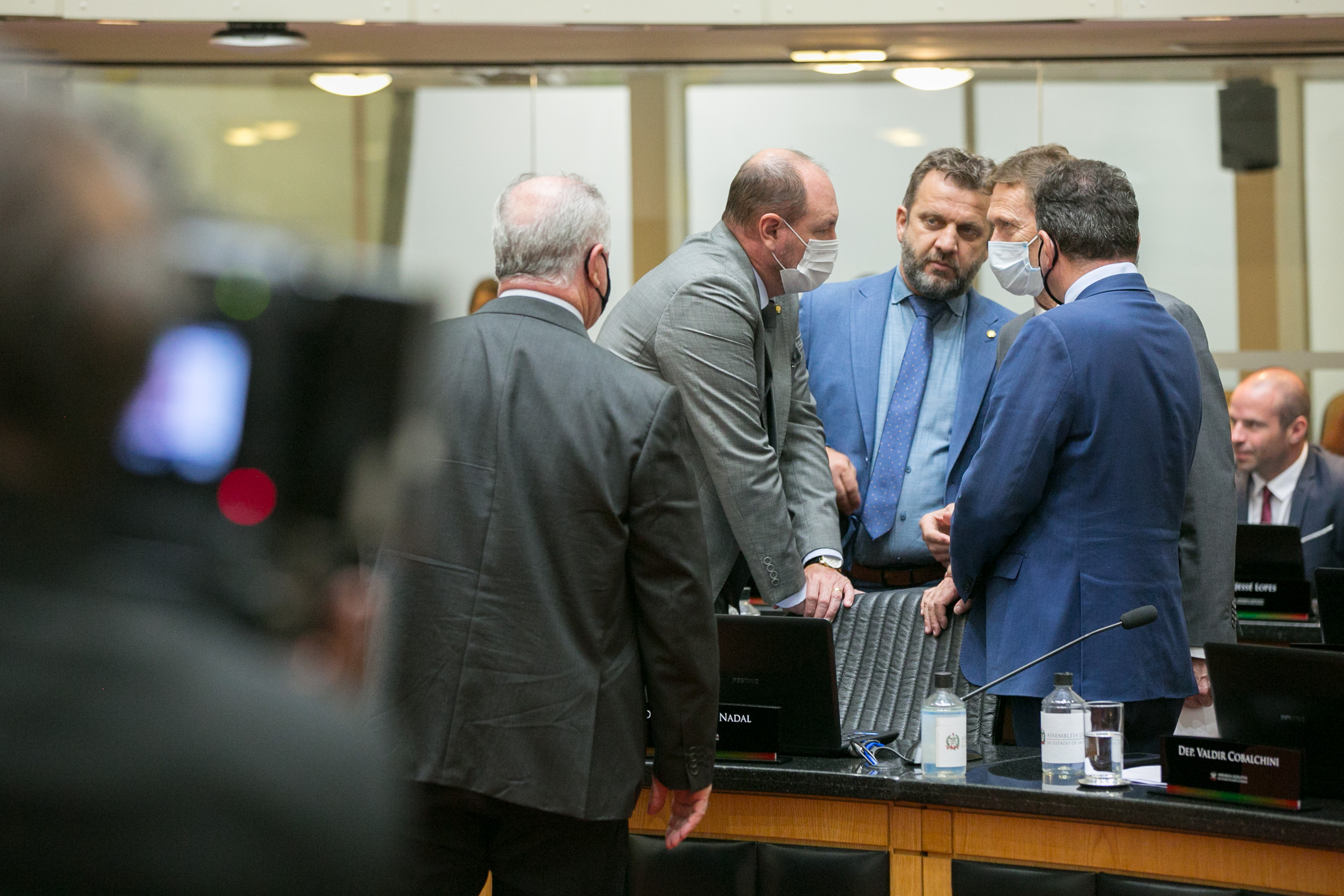 Deputado Romildo Titon (MDB), Deputado Mauro de Nadal (MDB), Deputado Jerry Comper (MDB), Deputado Volnei Weber (MDB) e Deputado Valdir Cobalchini (MDB)