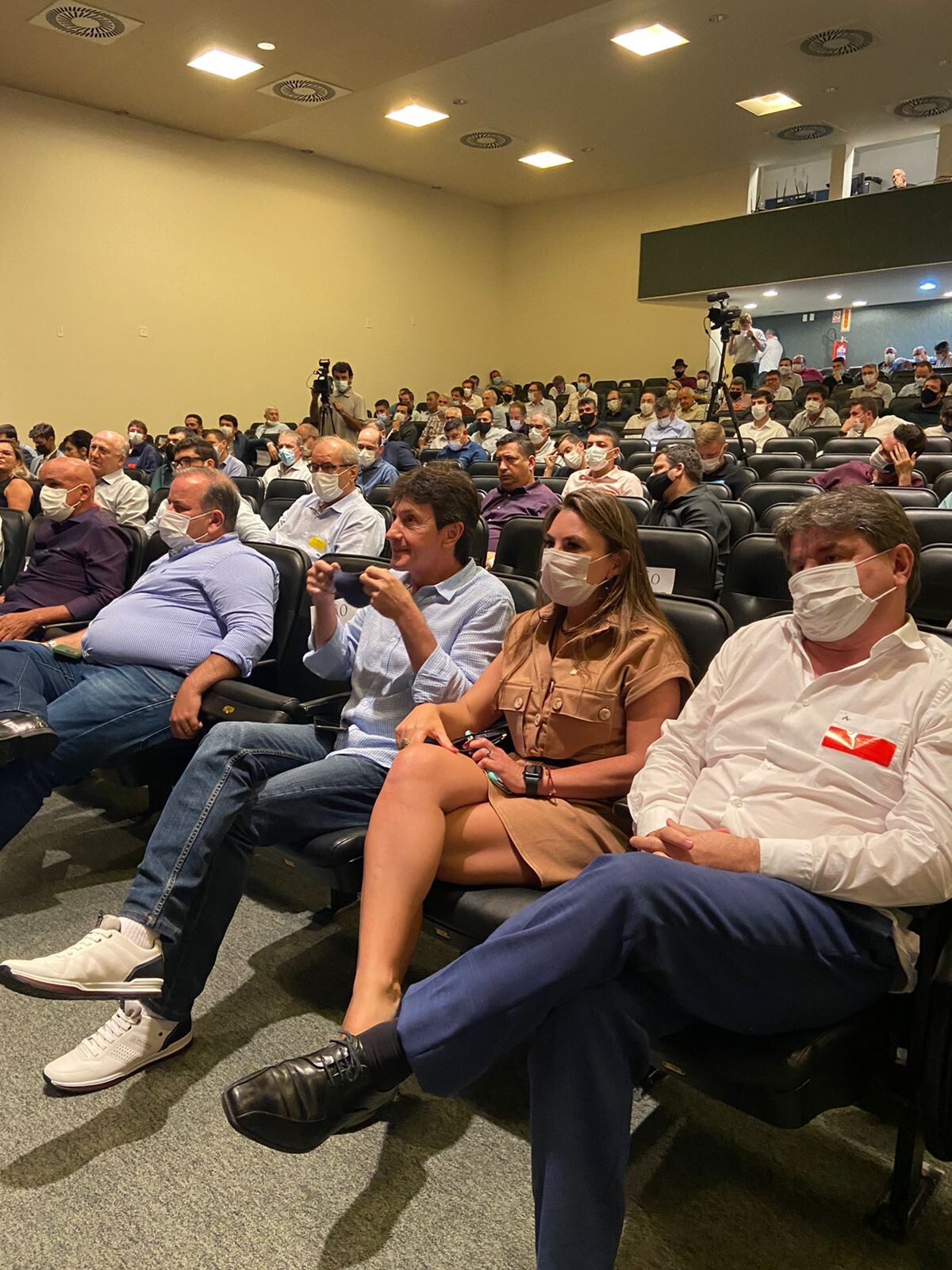 Compromissos marcam a intensa agenda de Paulinha no recesso parlamentar