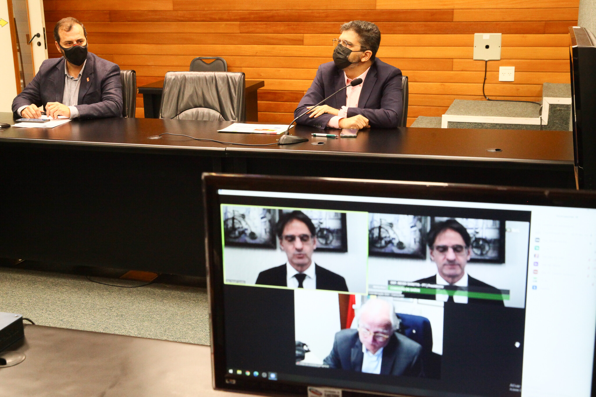Secretário adjunto diz que servidores sofrem ameaças por enfrentar Covid