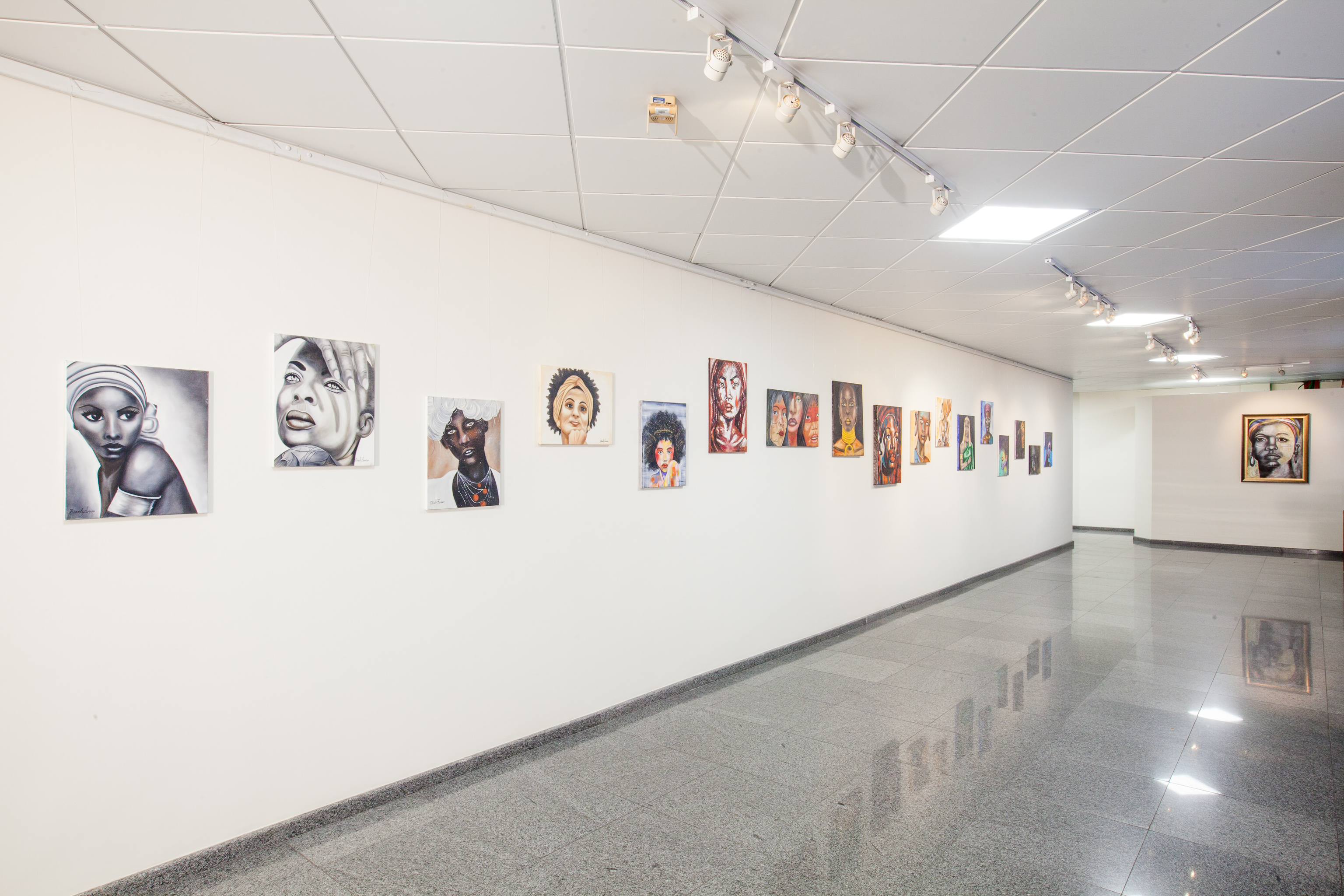Exposição Roseli Farias