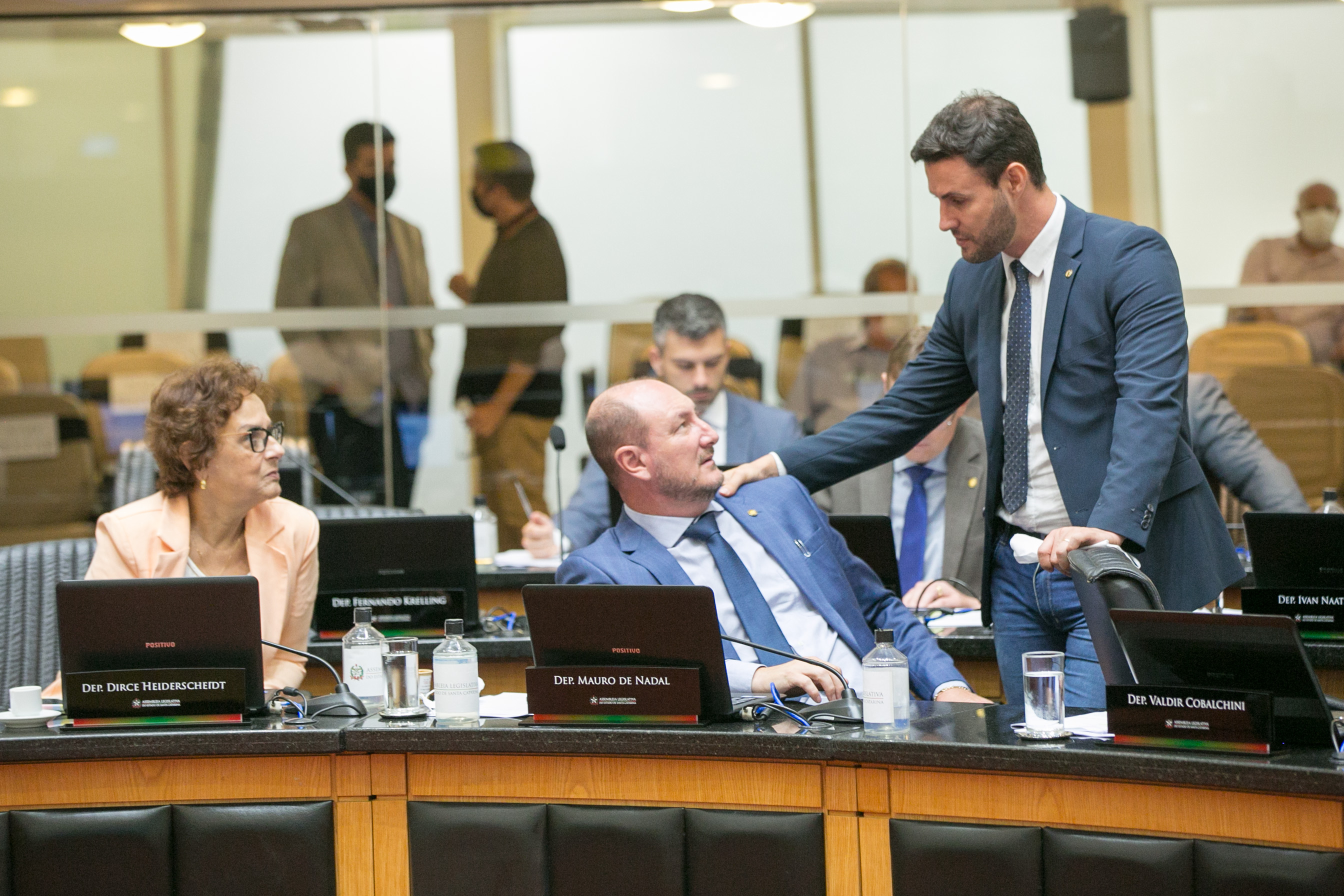 Deputada Dirce Heiderscheidt (MDB), Deputado Mauro de Nadal (MDB) e Deputado Felipe Estevão (PSL)