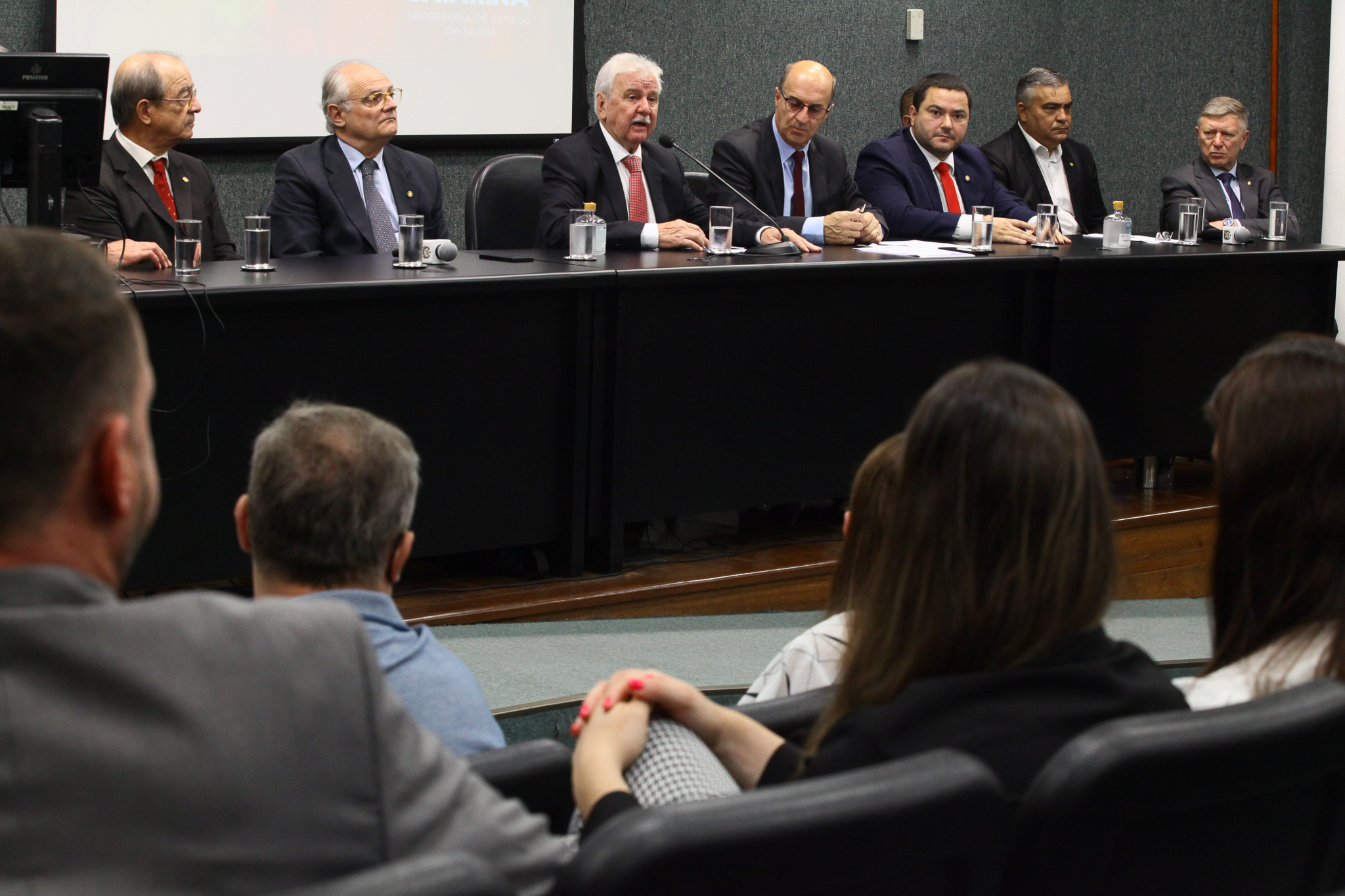 Reunião de Instalação da Frente Parlamentar em Defesa da Saúde Catarinense