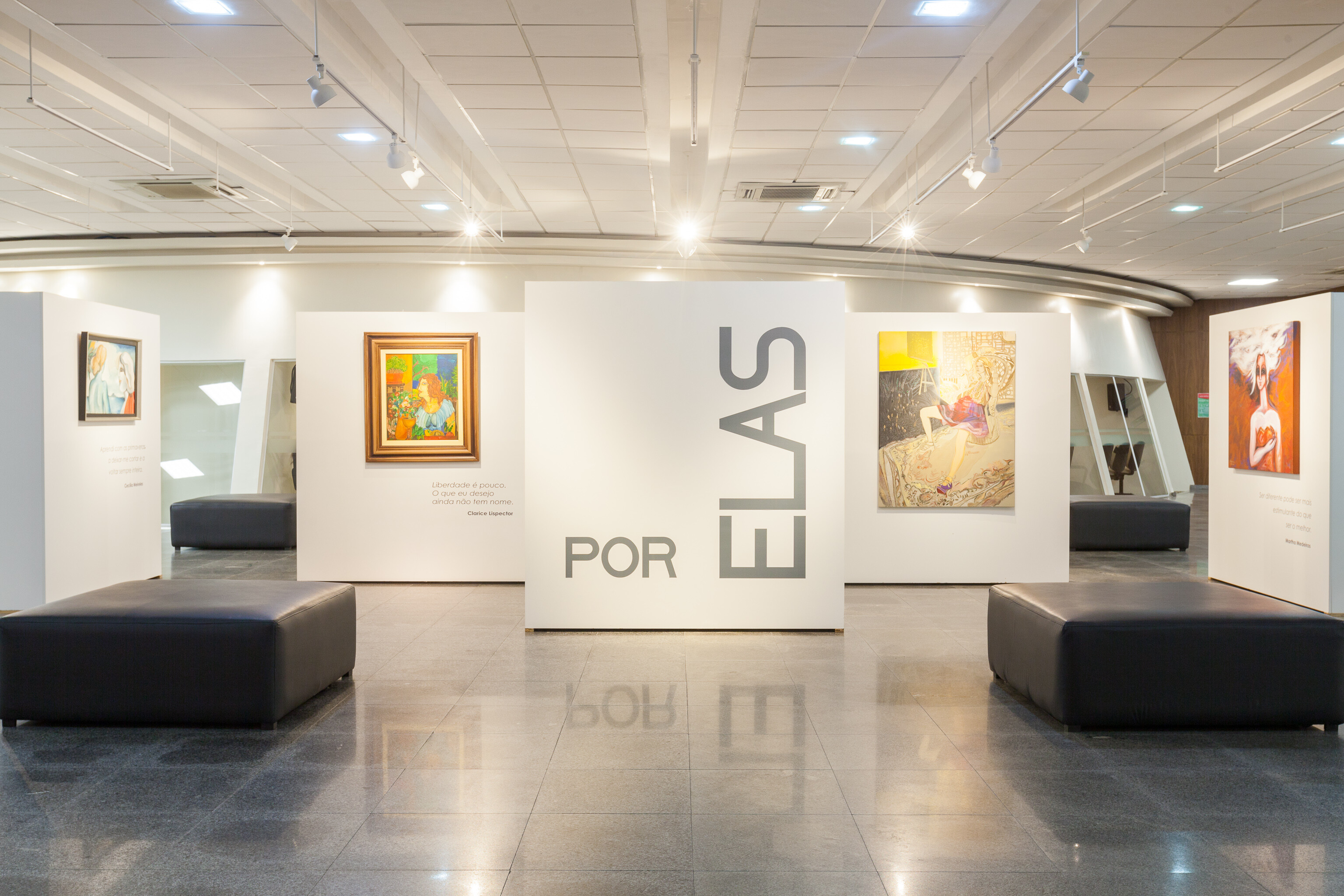 Exposições e apresentação de coral abrem programação do Mês da Mulher