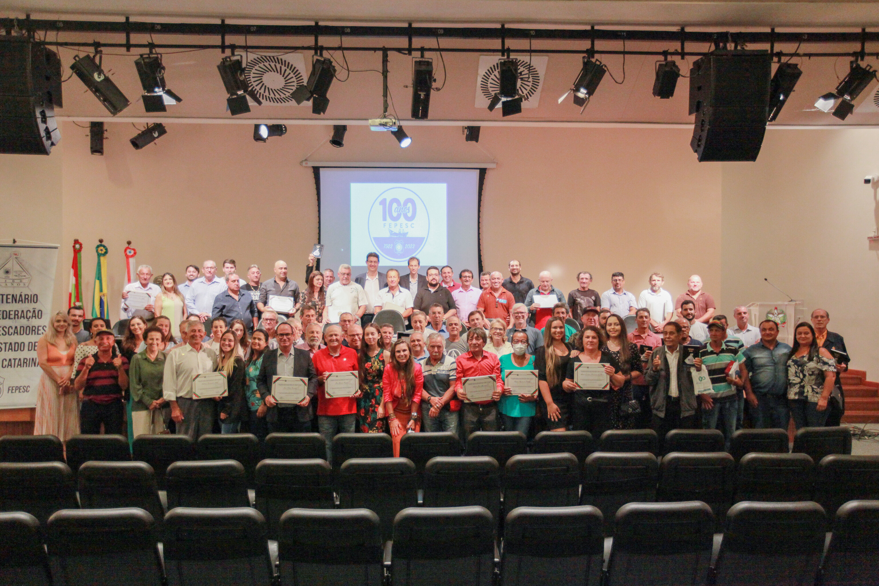 Foram homenageados representantes das 38 colônias de pescadores de todo o estado.