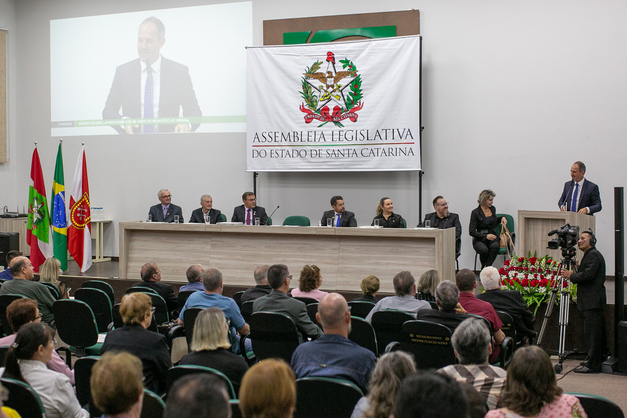 Alesc homenageia 88 anos de Indaial em sessão solene