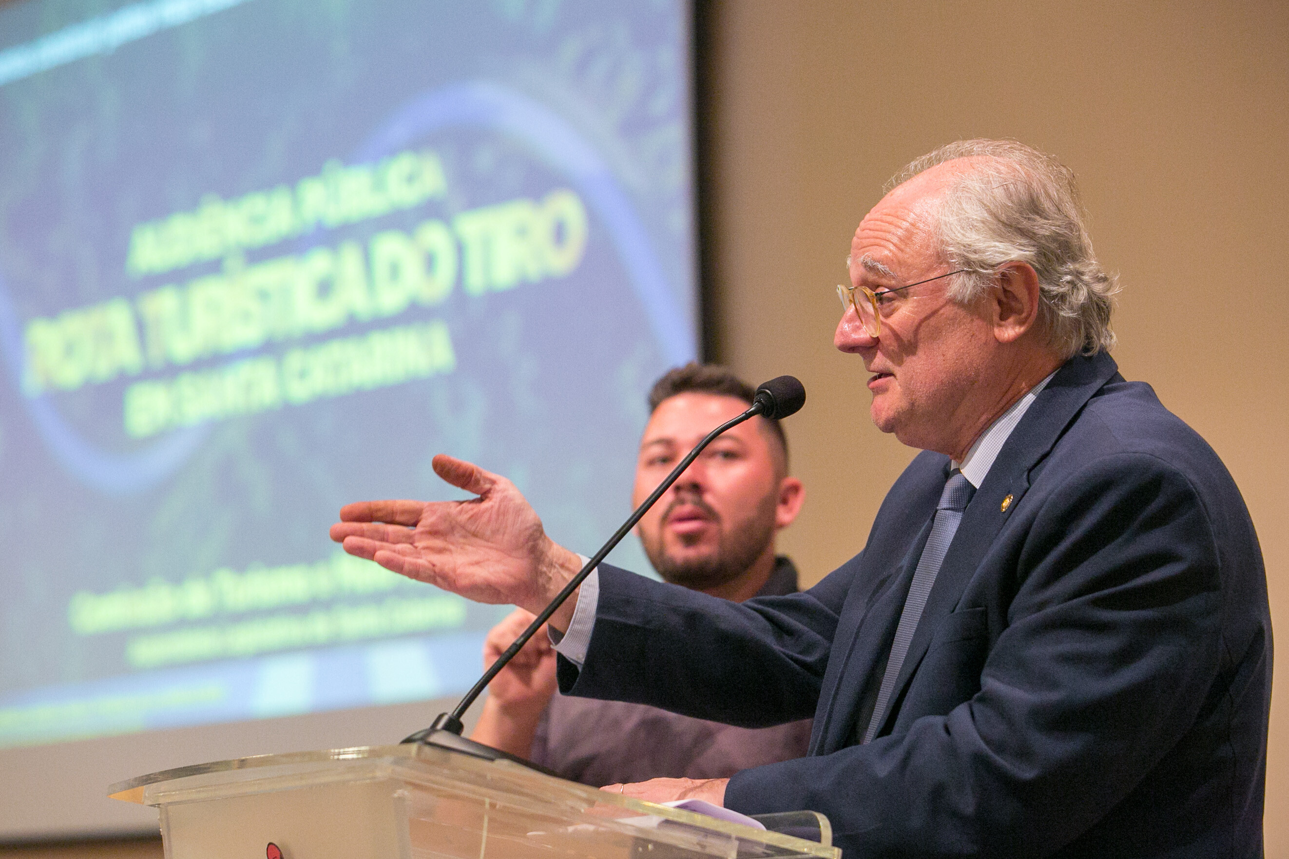 Deputado Doutor Vicente Caropreso.