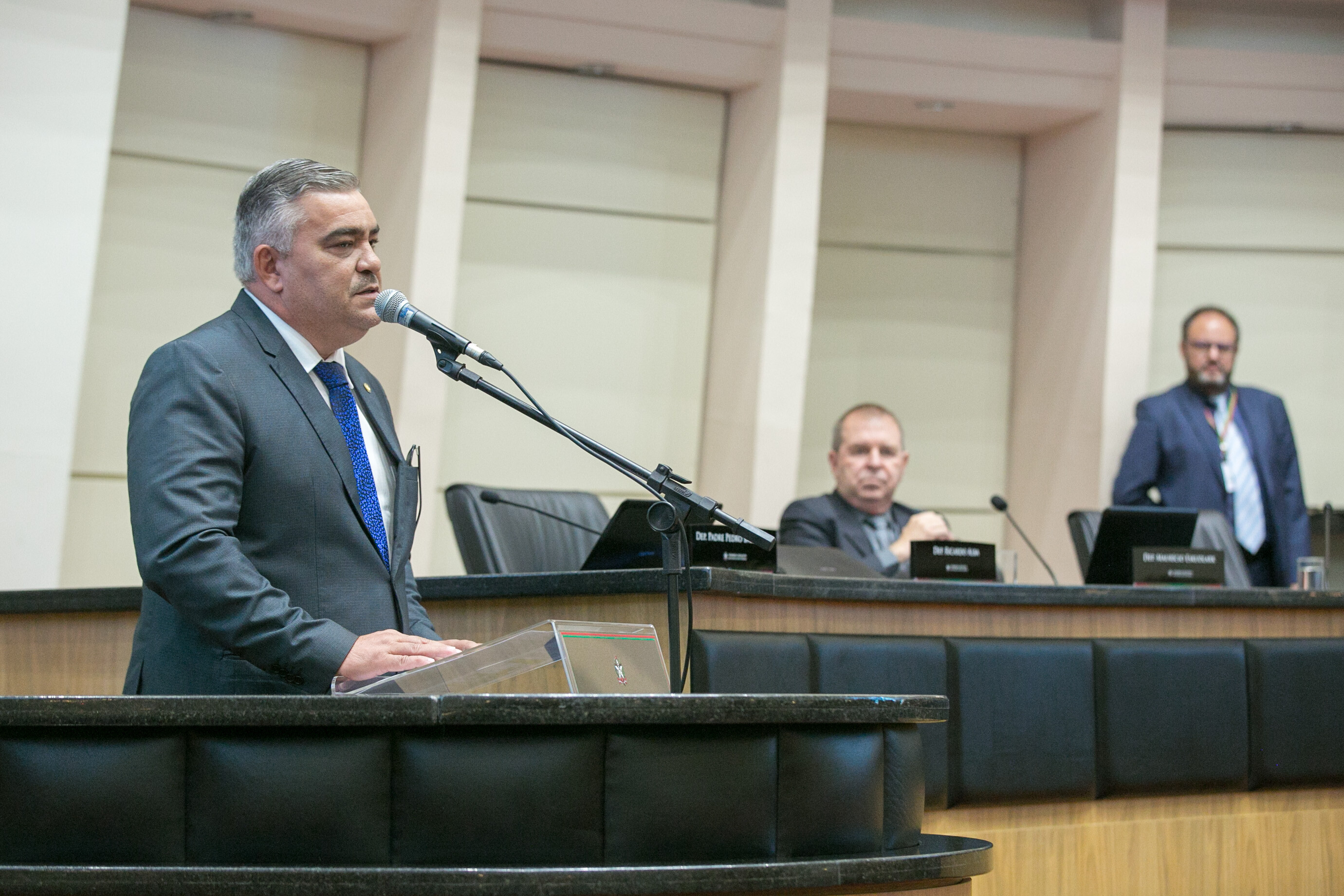 Prazo para 5G e pedido de cumprimento do Regimento destacam sessão