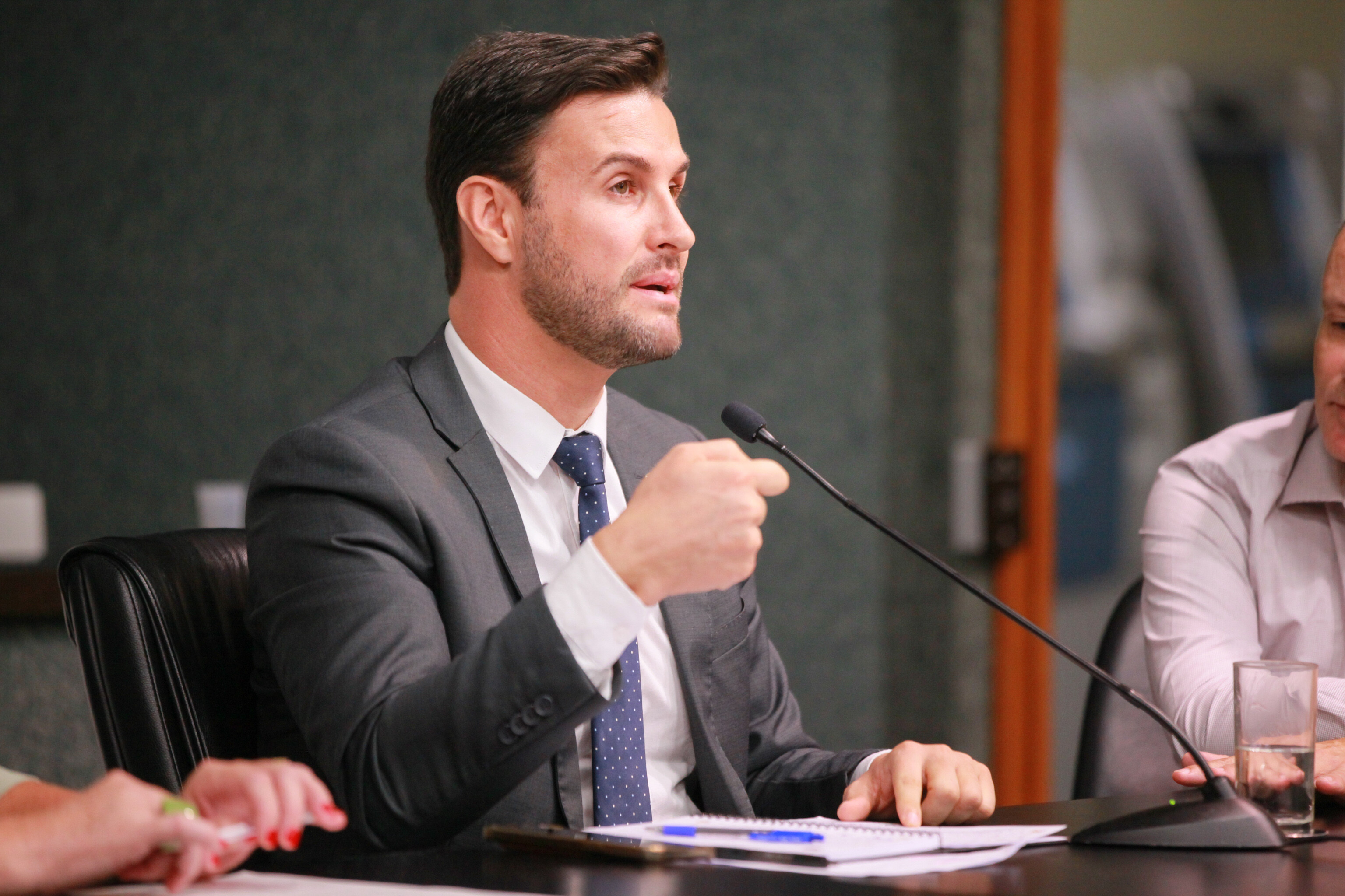 Deputado Felipe Estevão