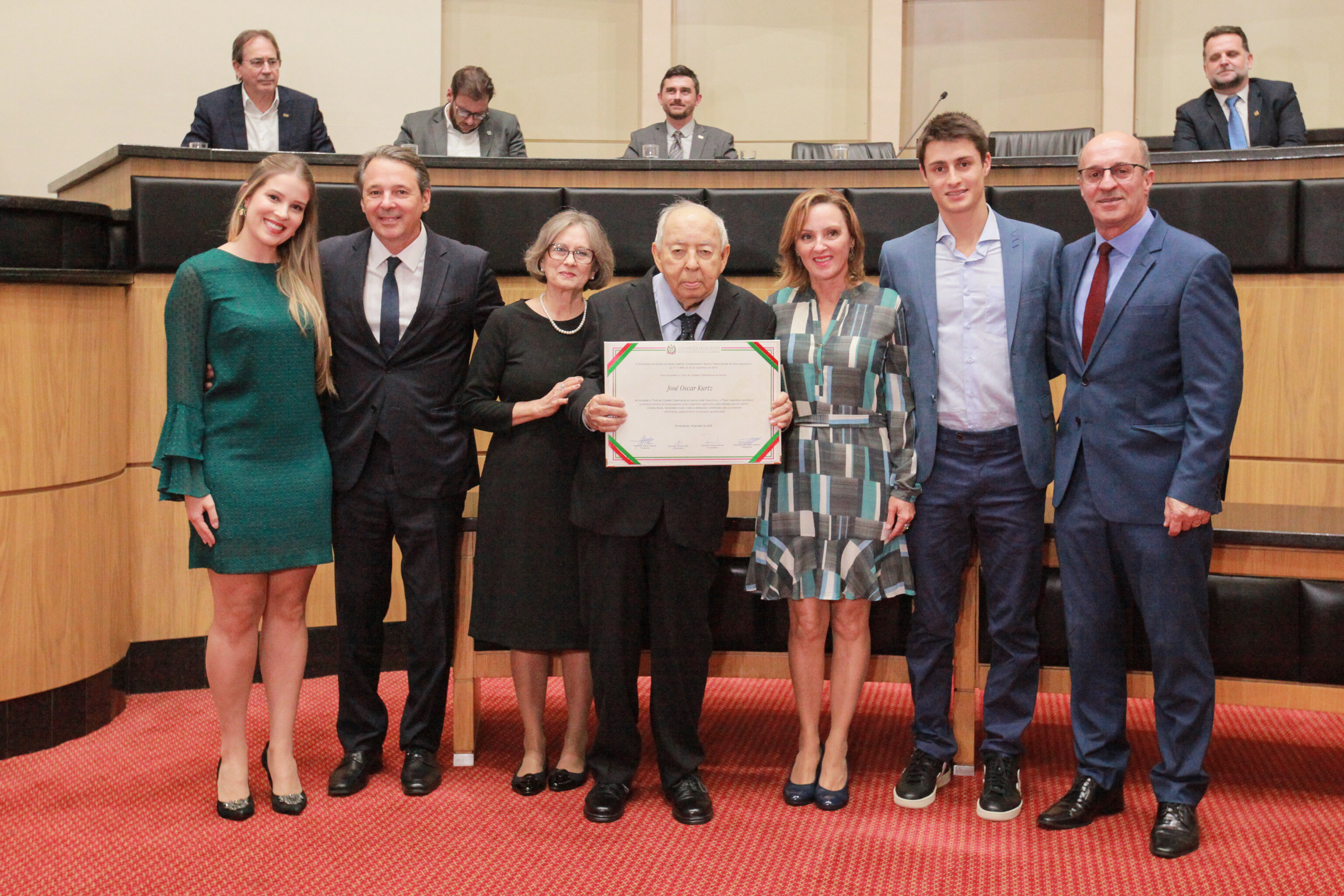 Engenheiro agrônomo José Oscar Kurtz recebe título de Cidadão Catarinense
