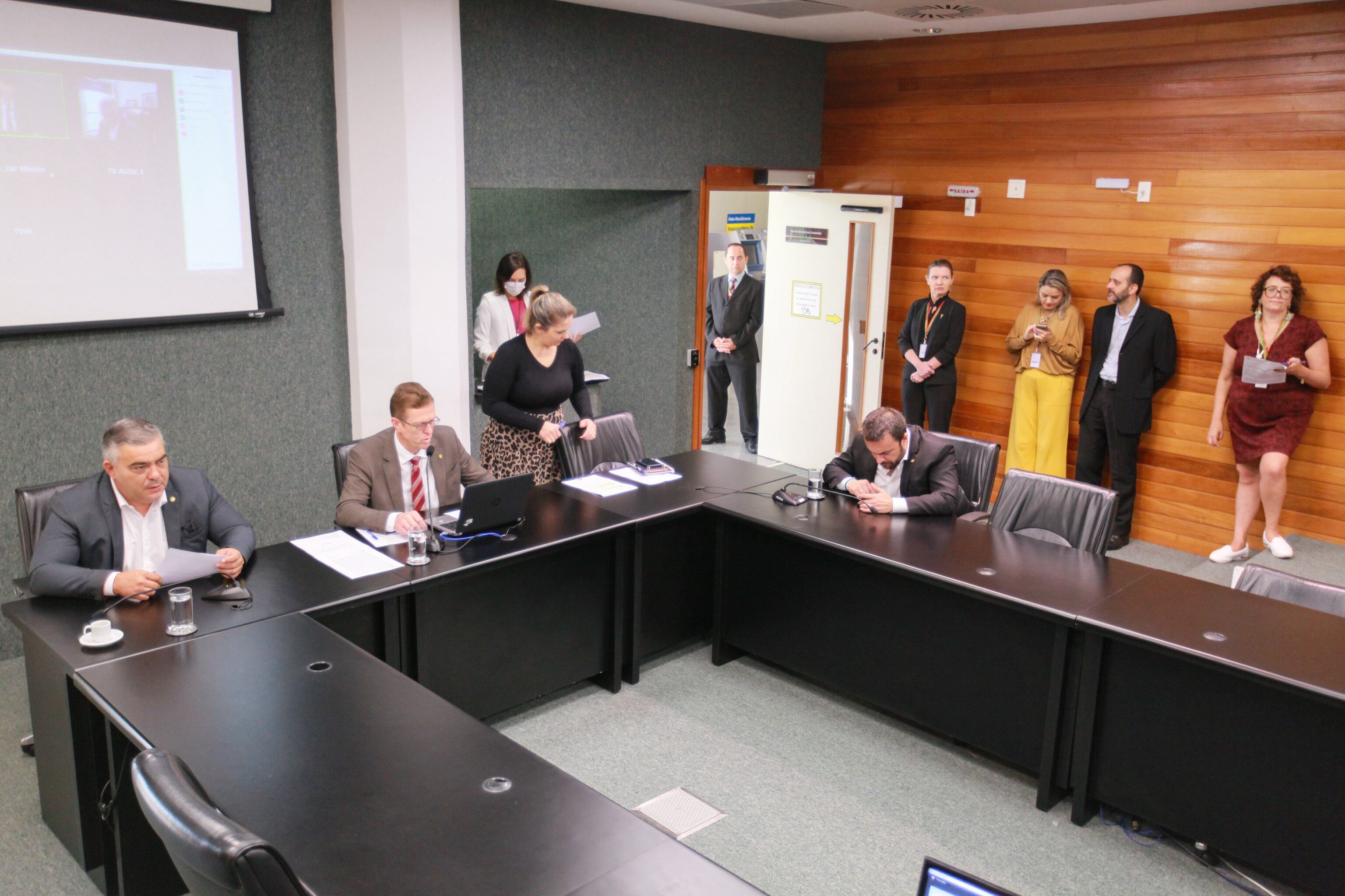 Fim do voto de minerva no Tribunal Tributário será votado pela Alesc