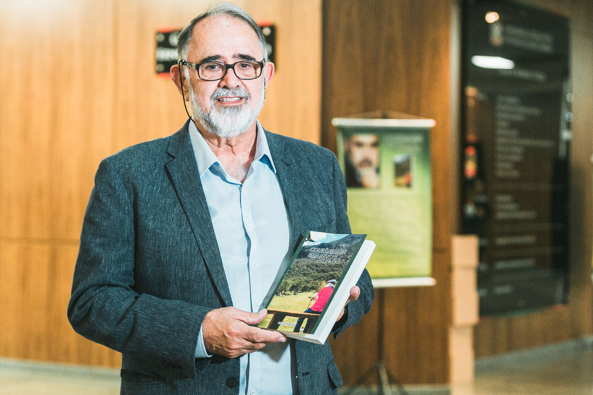 Alesc sedia lançamento do livro “Coletâneas de uma vida”, de Orly Martins