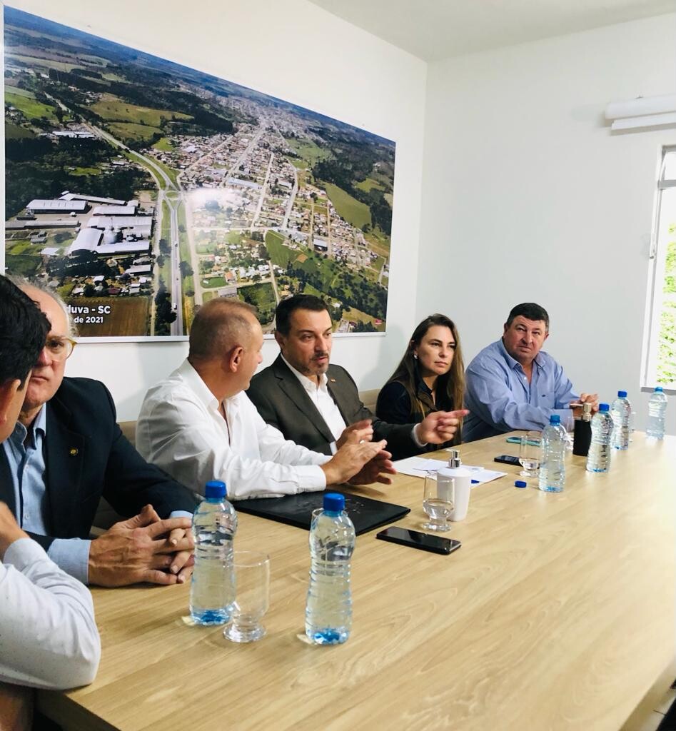 Recursos de R$ 5 milhões são oficializados em ato do governo em Papanduva