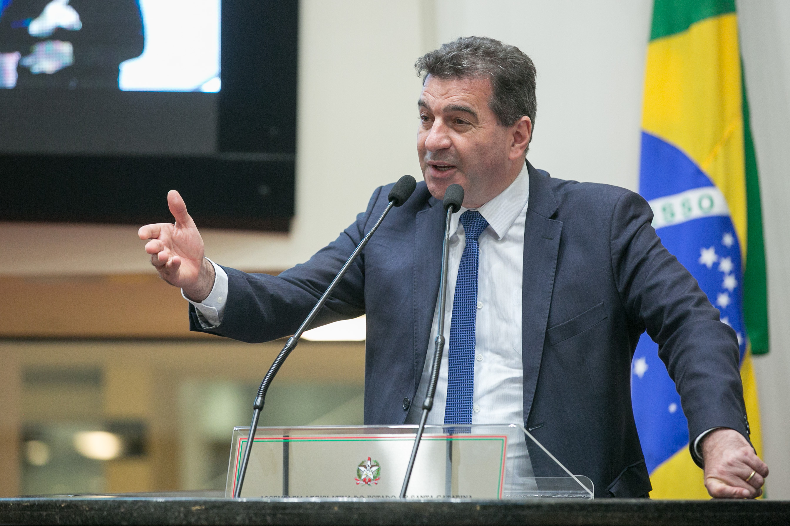 Deputado Valdir Cobalchini (MDB)
