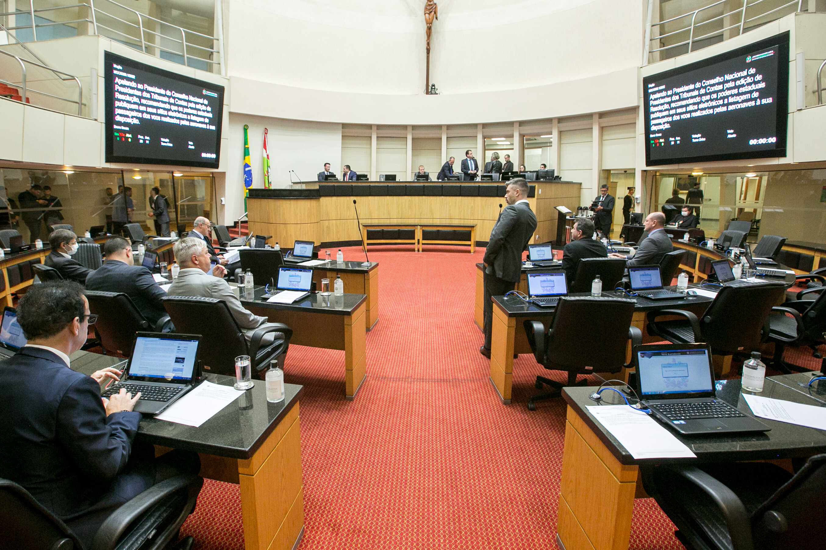 Plenário aprova PL sobre redução do uso de agrotóxicos em SC