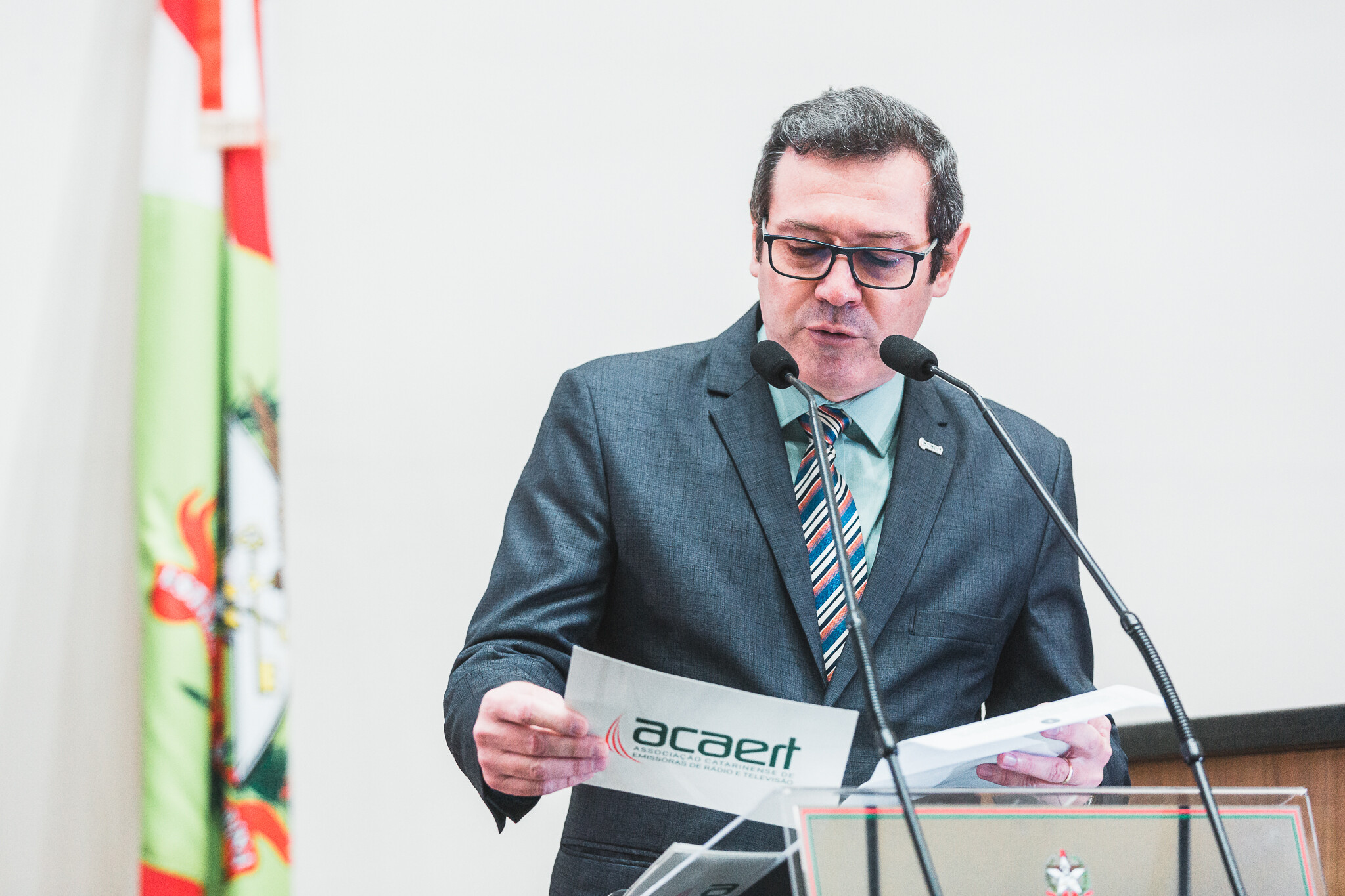 Acaert faz leitura da mensagem anual aos deputados estaduais