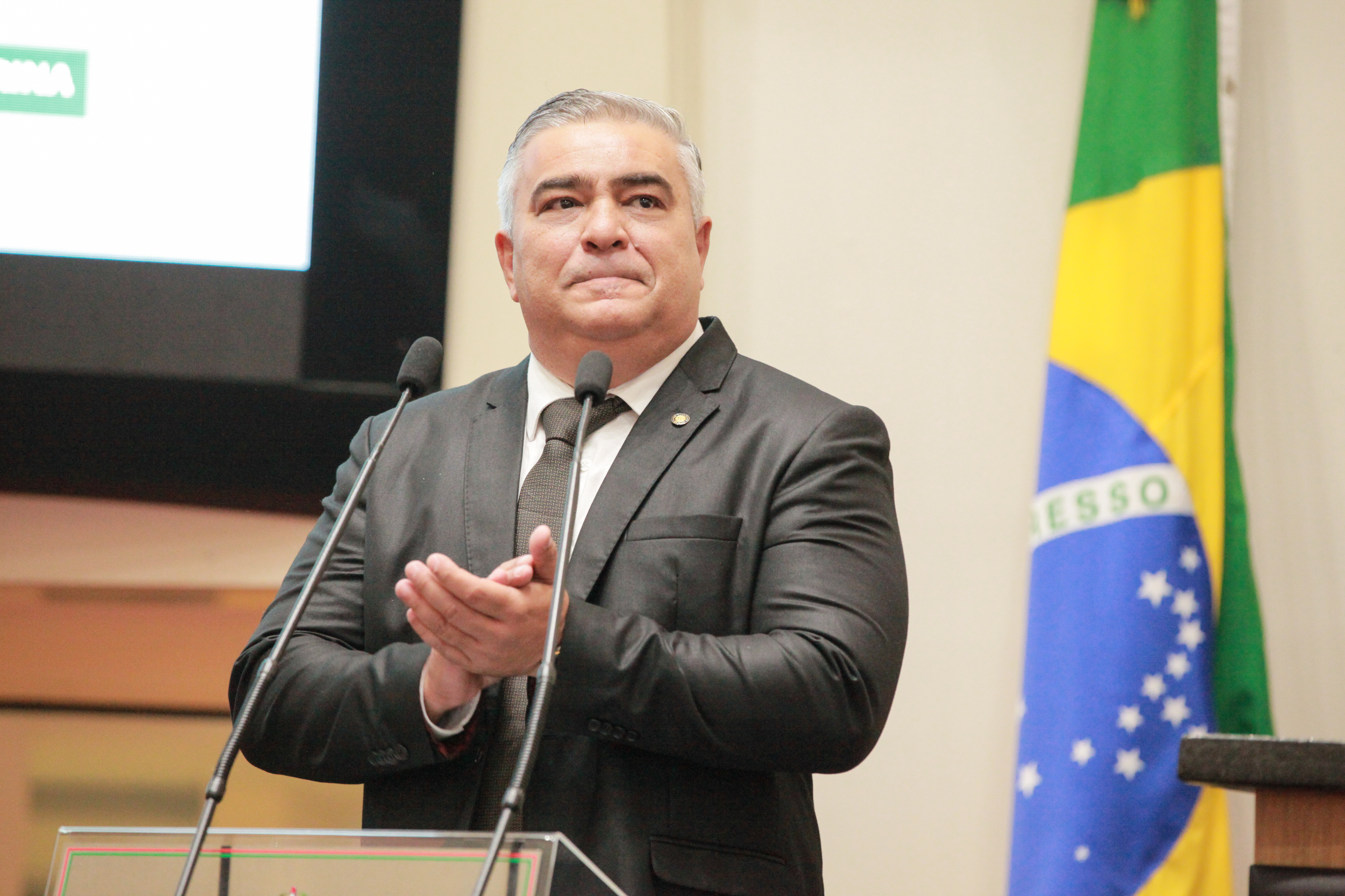 - Deputado Sargento Lima (PL)