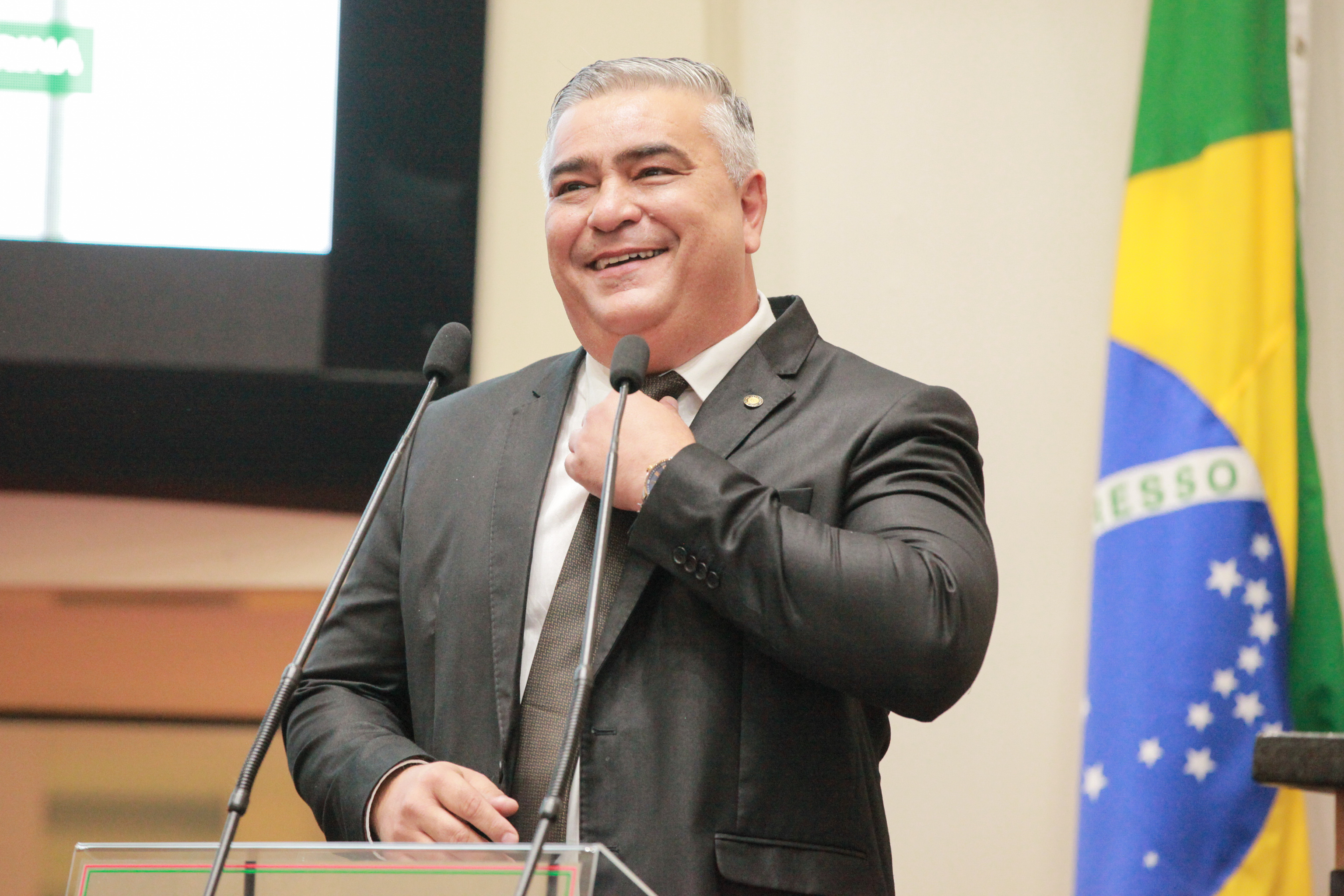 - Deputado Sargento Lima (PL)
