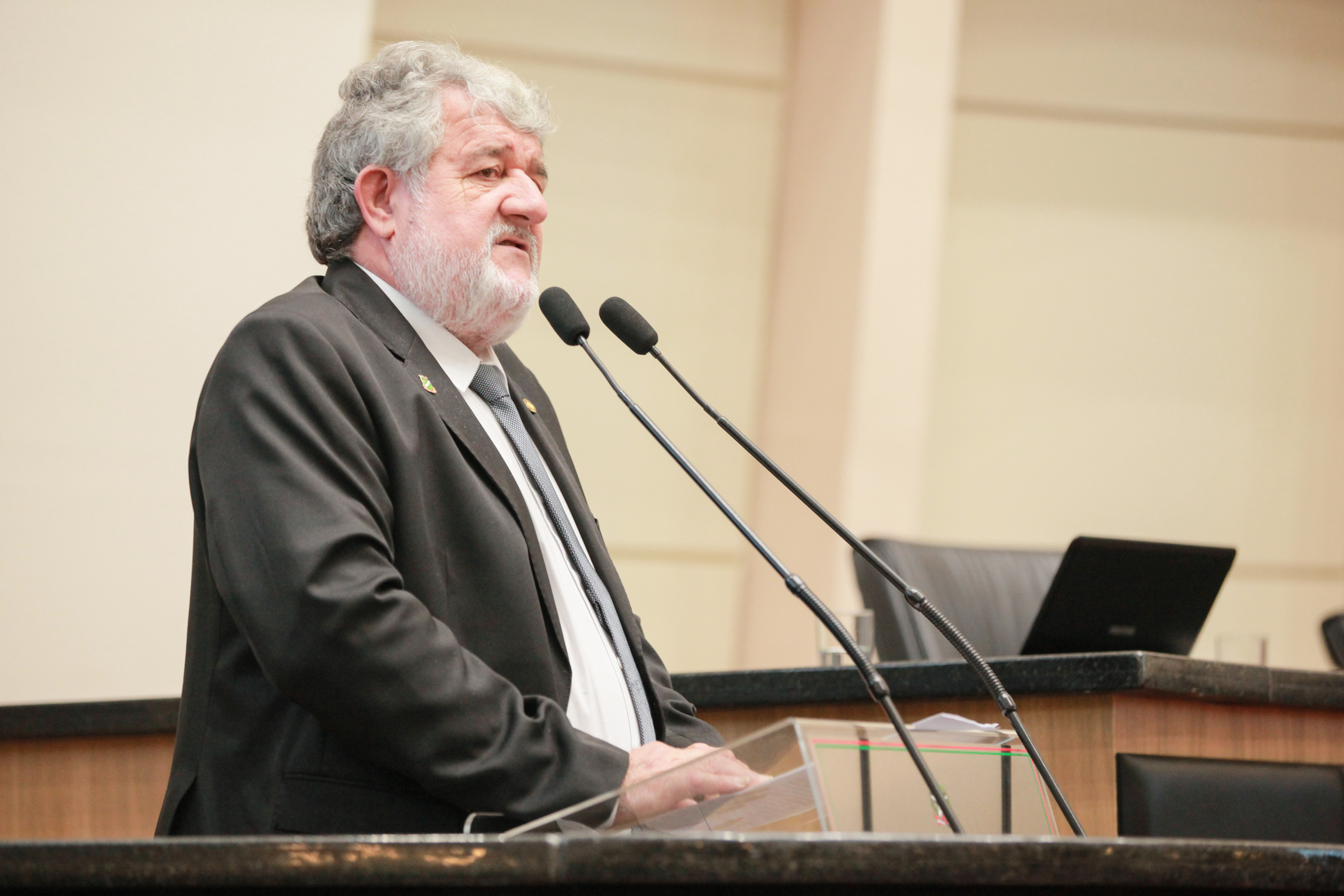 - Deputado Osmar Vicentini (União Brasil)