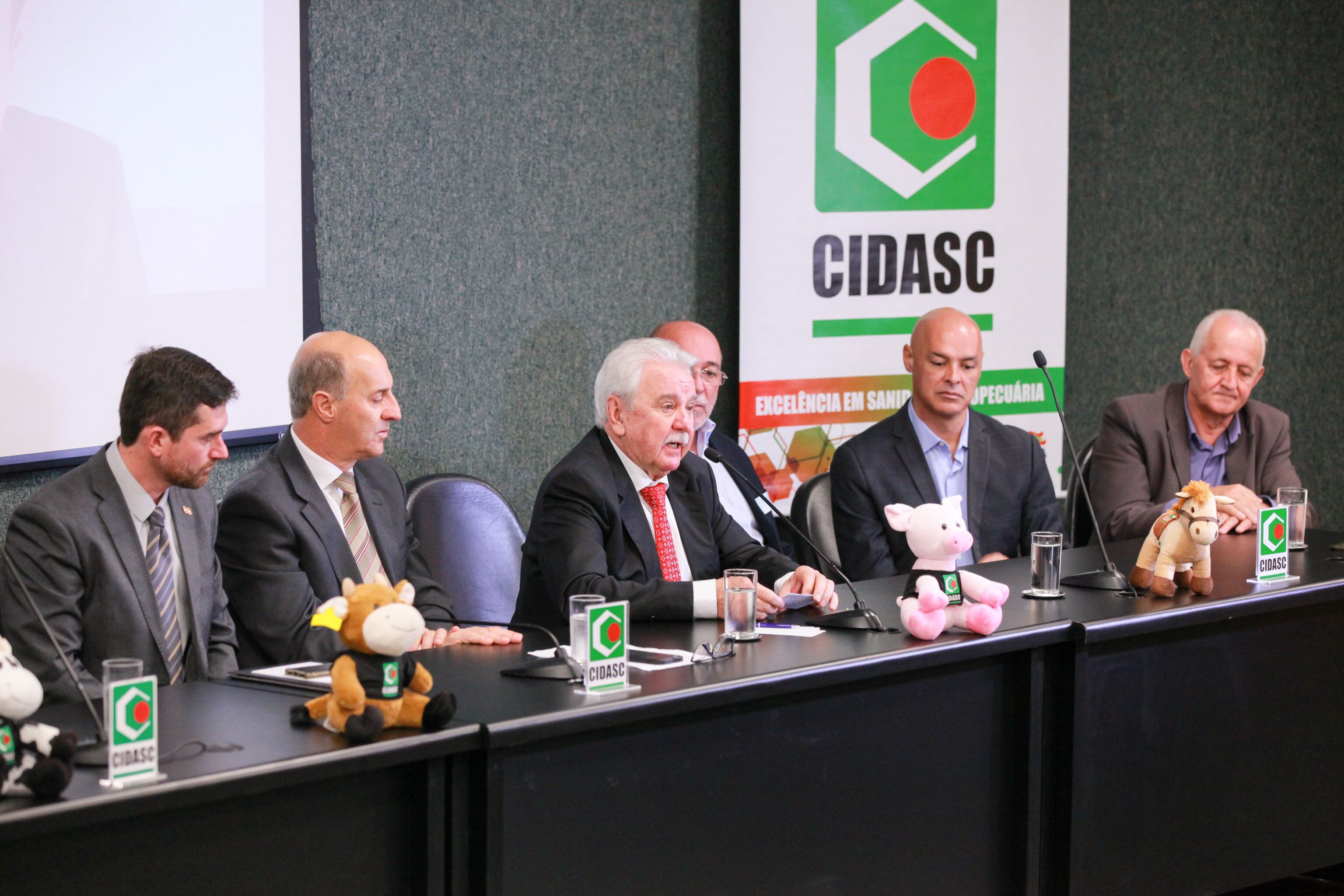 Assembleia sedia Fórum Catarinense de Prevenção à Febre Aftosa