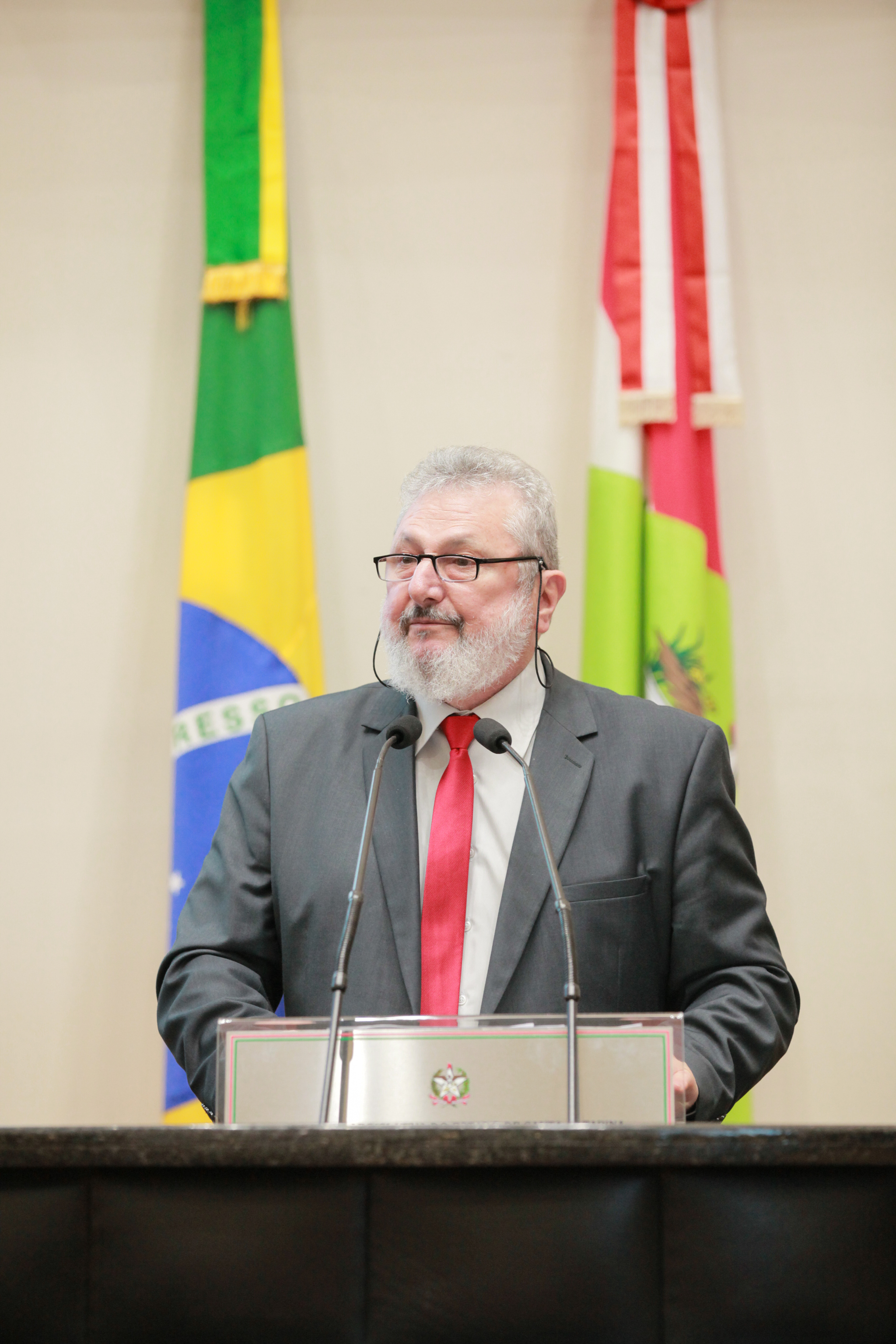 - Deputado Padre Pedro Baldisera (PT)