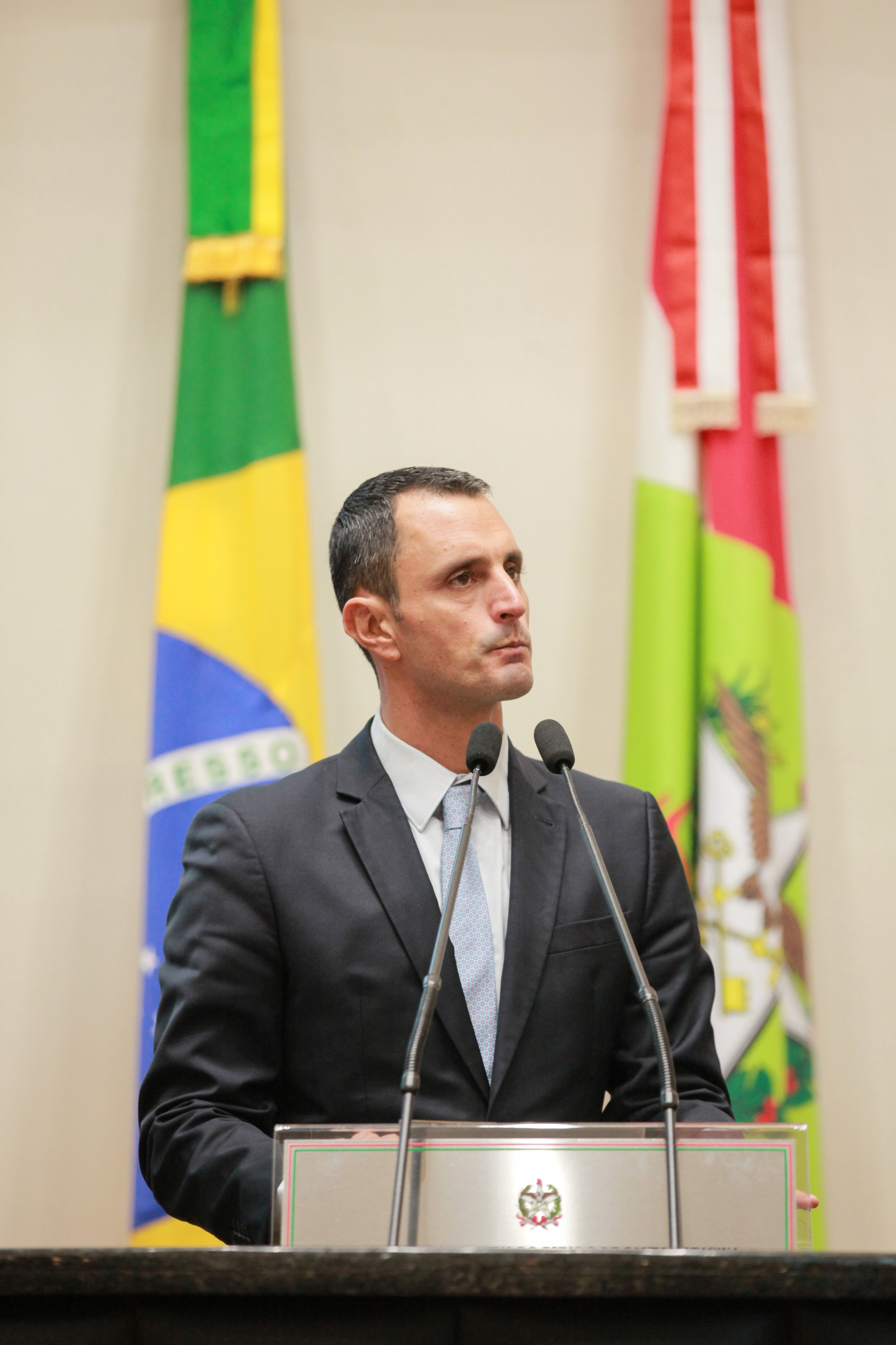 - Deputado João Amin (PP)