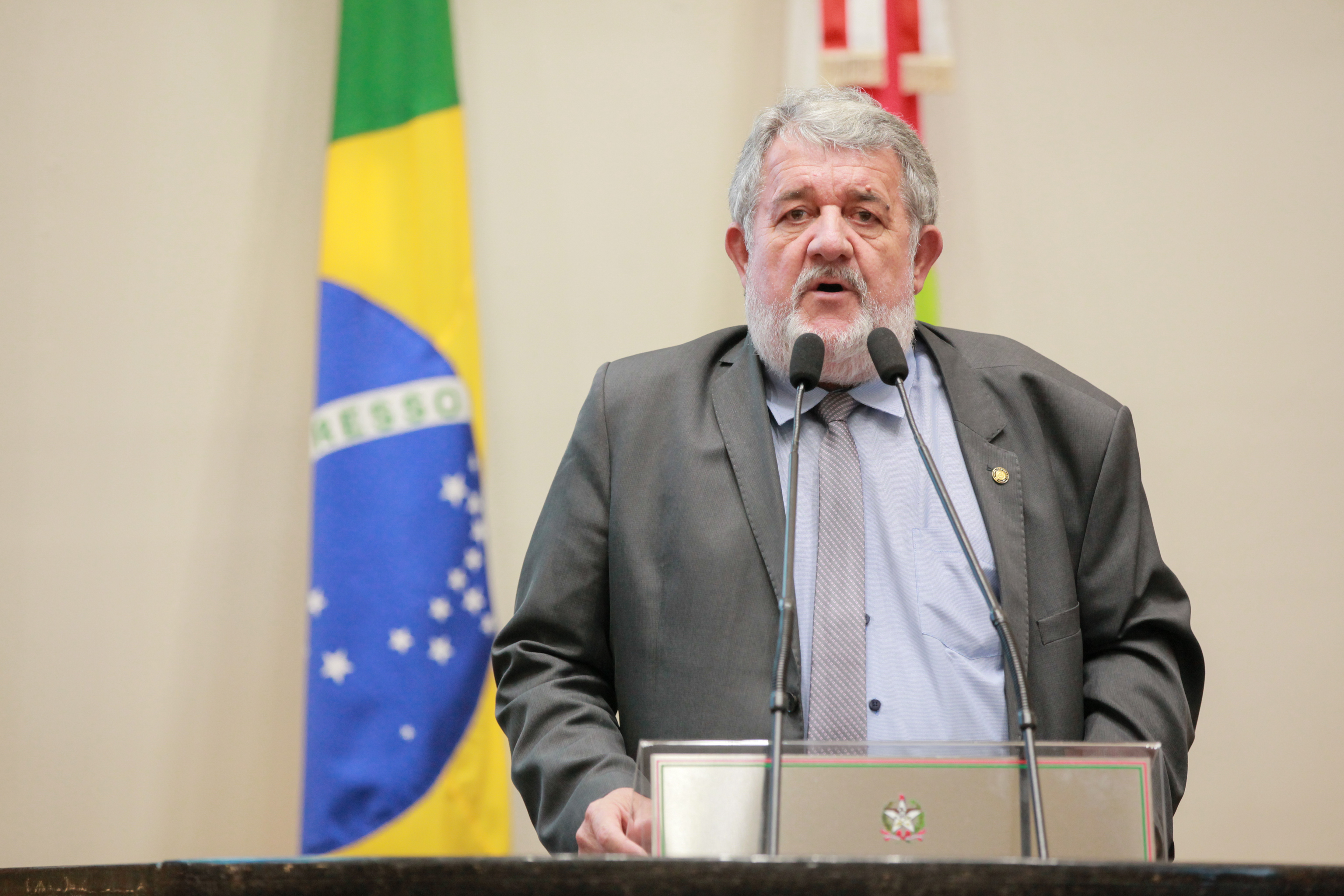 - Deputado Osmar Vicentini (União Brasil)