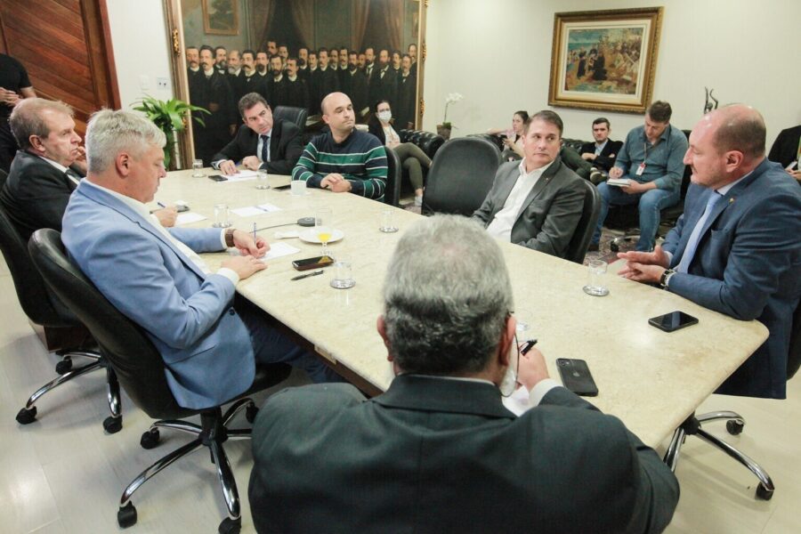 BANCADA DO OESTE: Reunião com Secretário de Infraestrutura