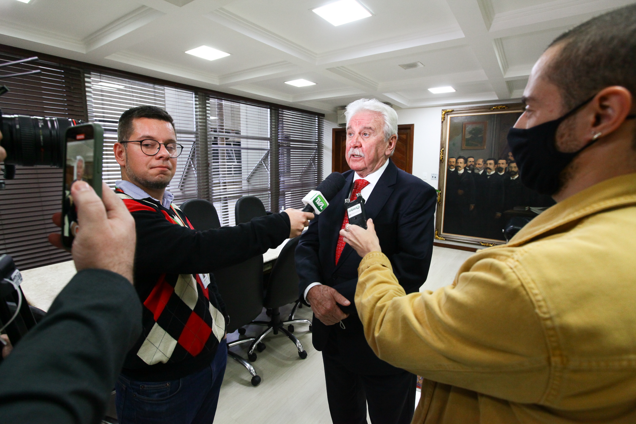Presidência - Visita de Alunos do Colégio Catarinense - Deputado Moacir Sopelsa (MDB), presidente da Alesc