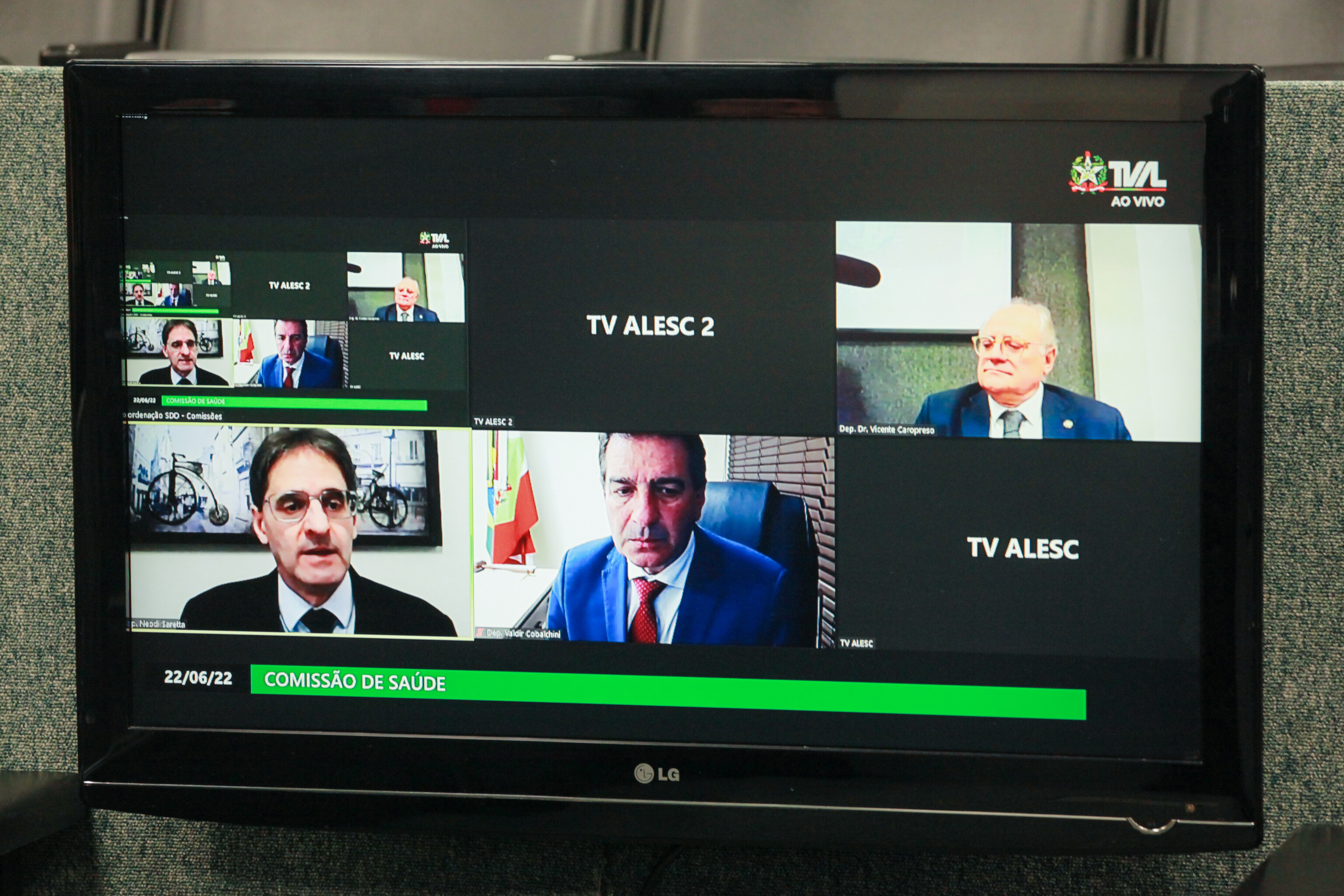 Saúde aprova debates sobre laqueadura e cânceres de cabeça e pescoço