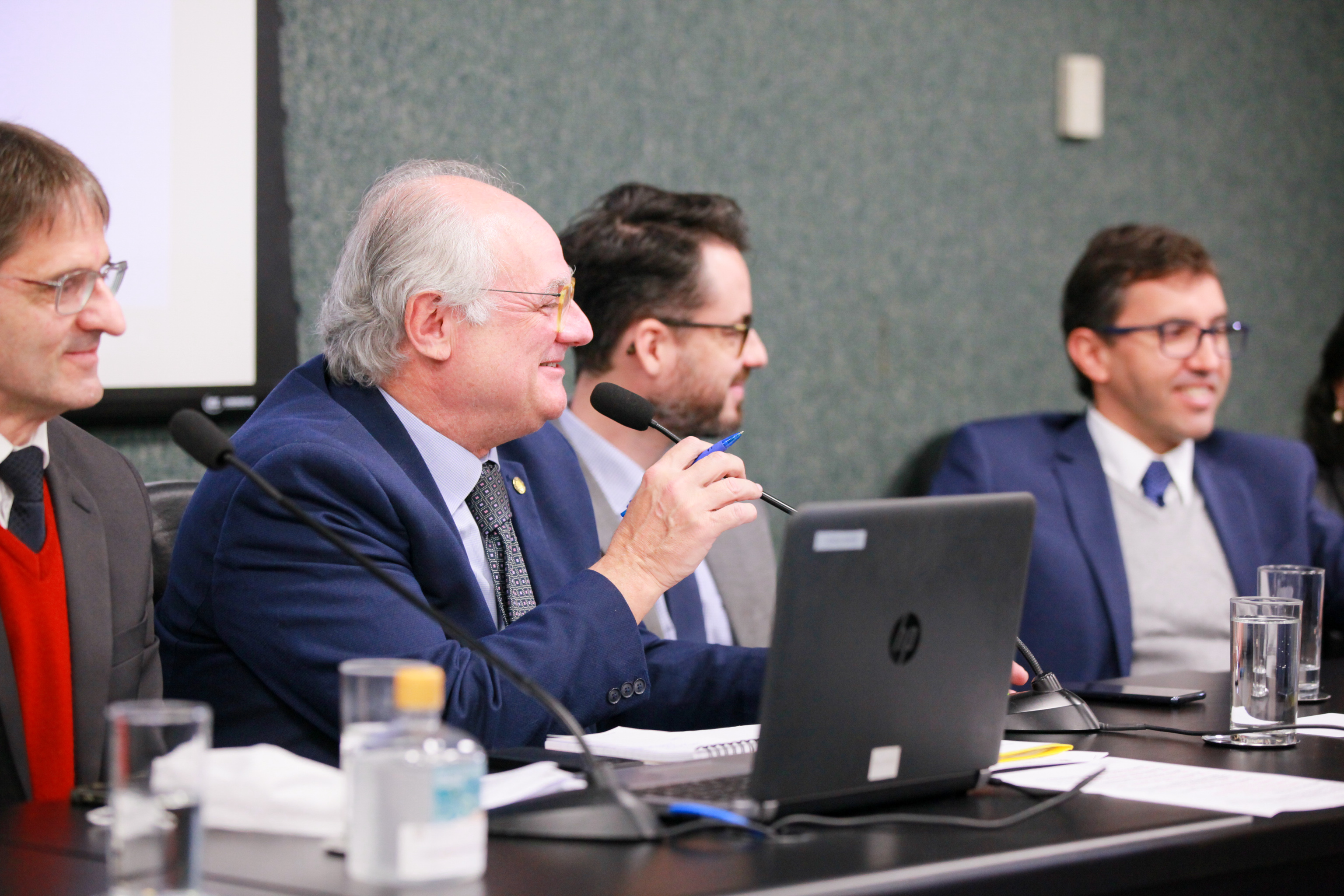 - Deputado Vicente Caropreso (PSDB)