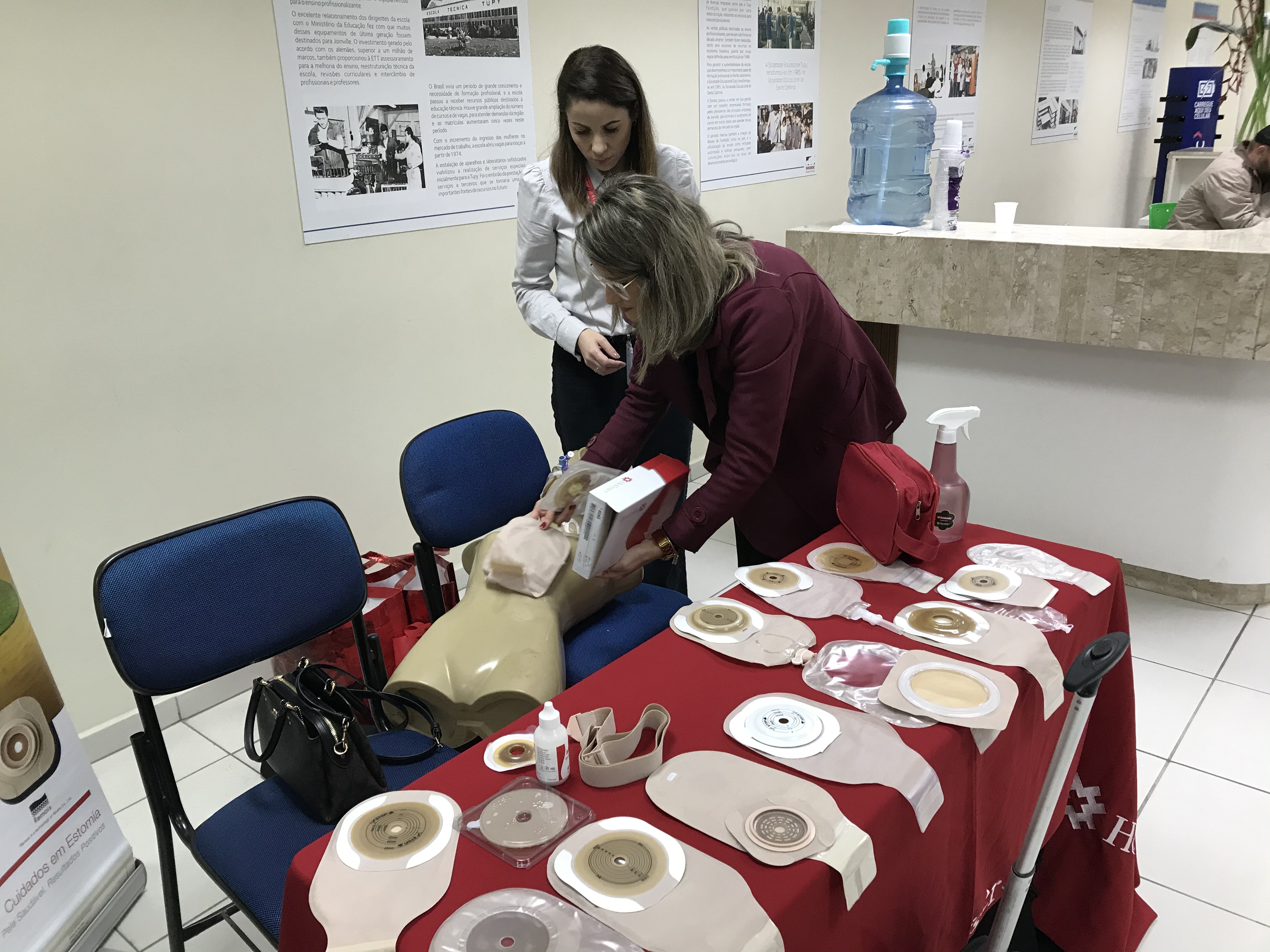 Seminário de Capacitação na Atenção à Saúde das Pessoas com Estomias