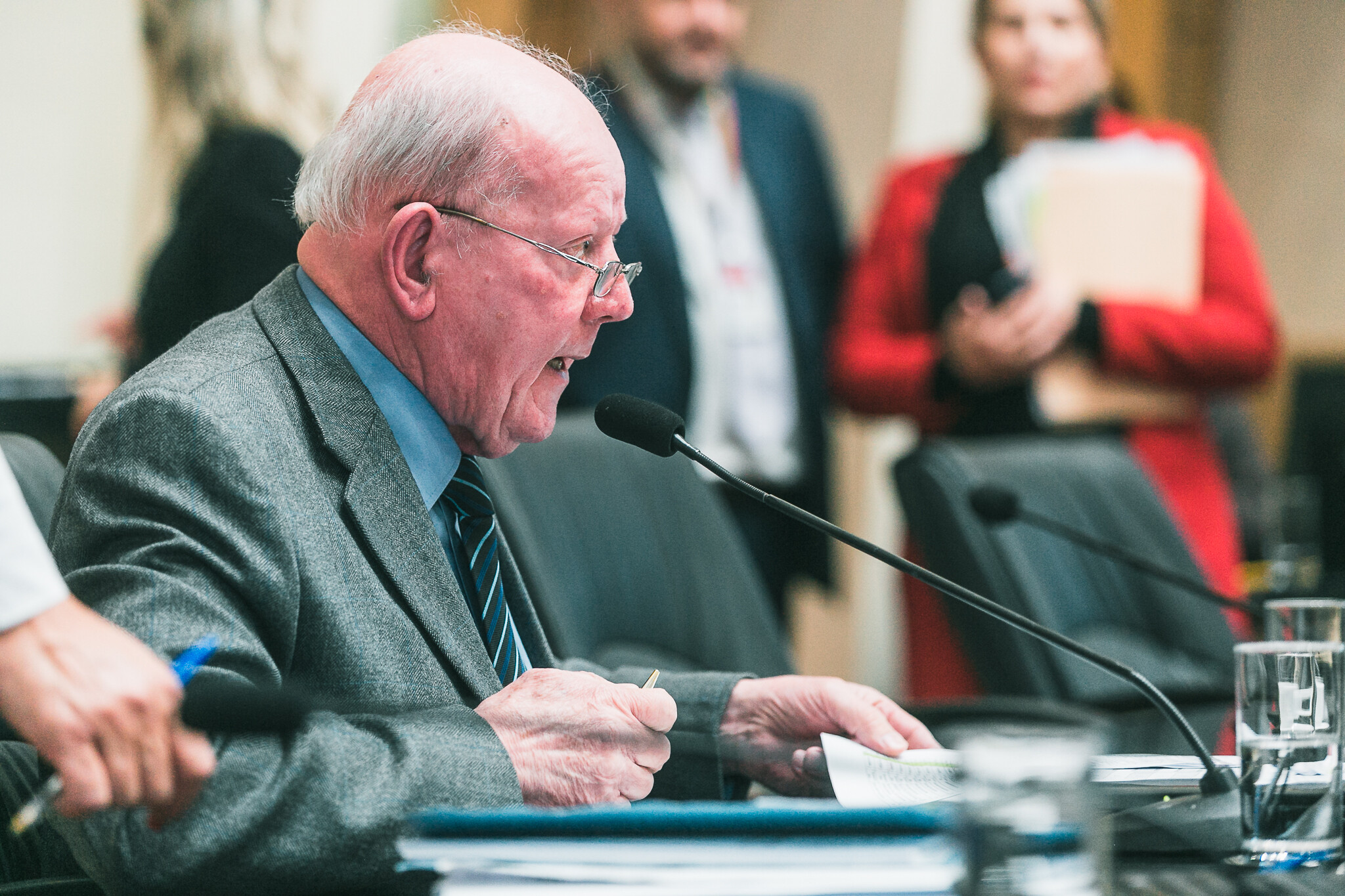 Finanças aprova PL que amplia rol de pessoas com deficiência em SC