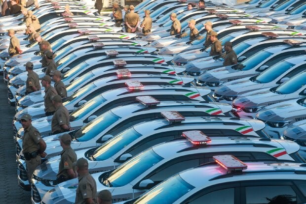 Foram entregues 164 viaturas para a Polícia Militar de 78 municípios catarinenses da região da AMURC. FOTO: Divulgação