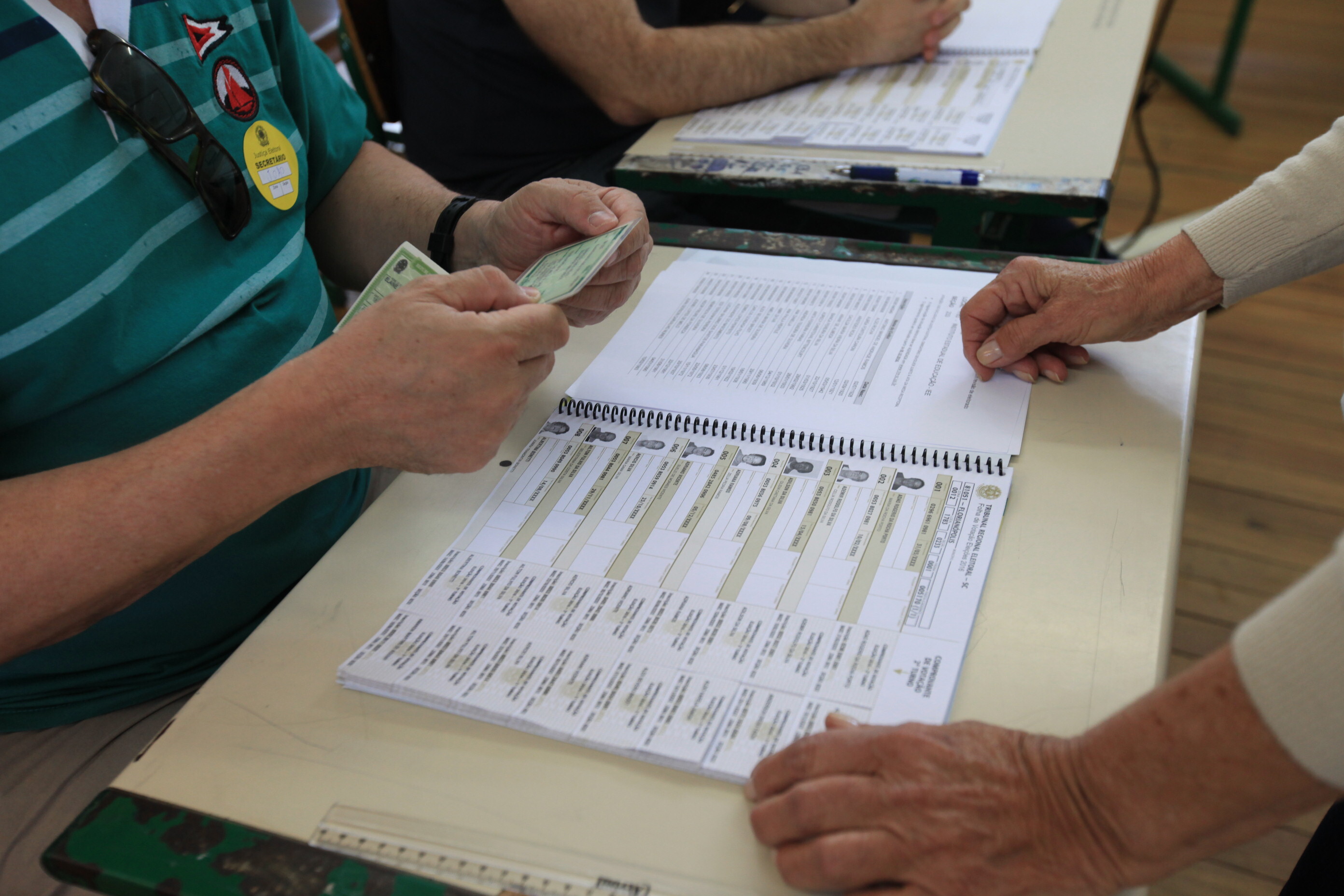 Justiça eleitoral inicia convocação de mesários para as eleições de outubro