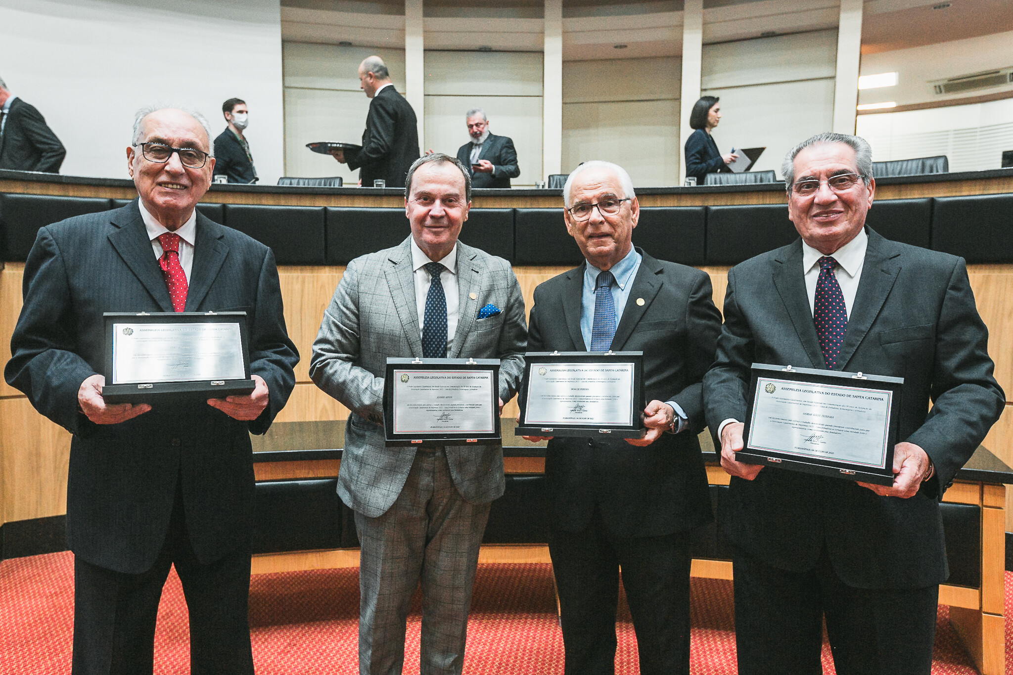 Alesc realiza sessão especial em homenagem aos 90 anos da ACI