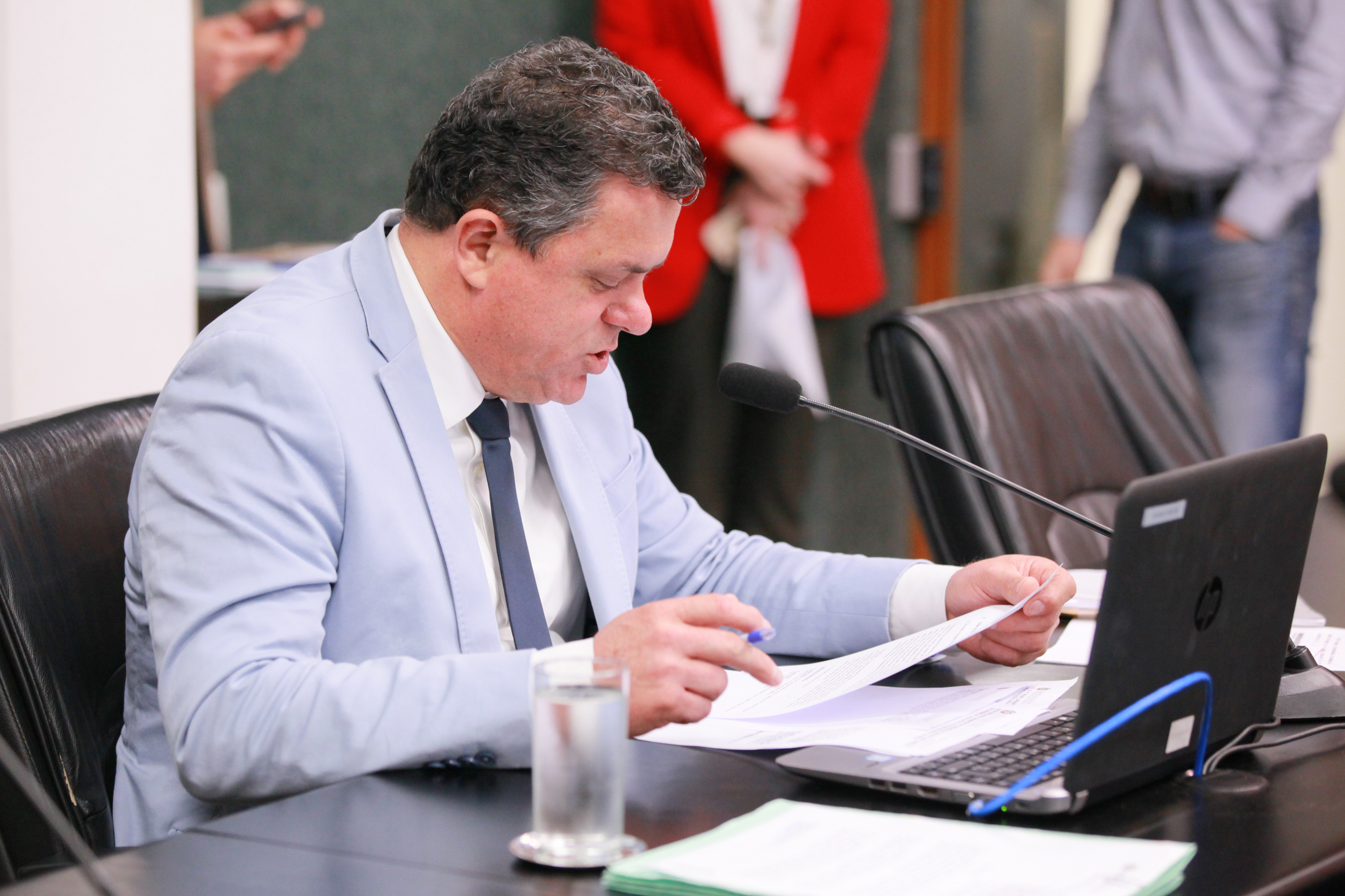 - Deputado Ivan Natz (PL)