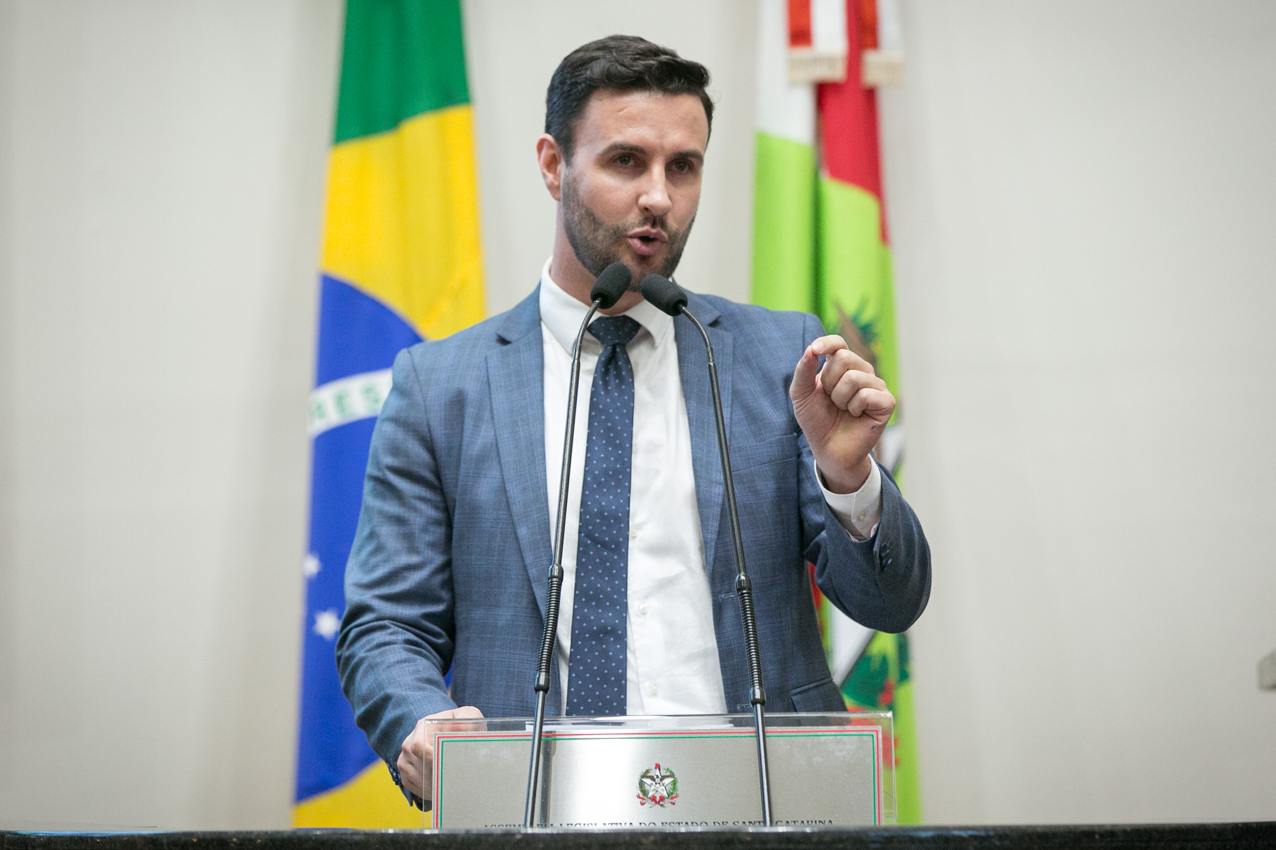 Deputado Felipe Estevão (União)