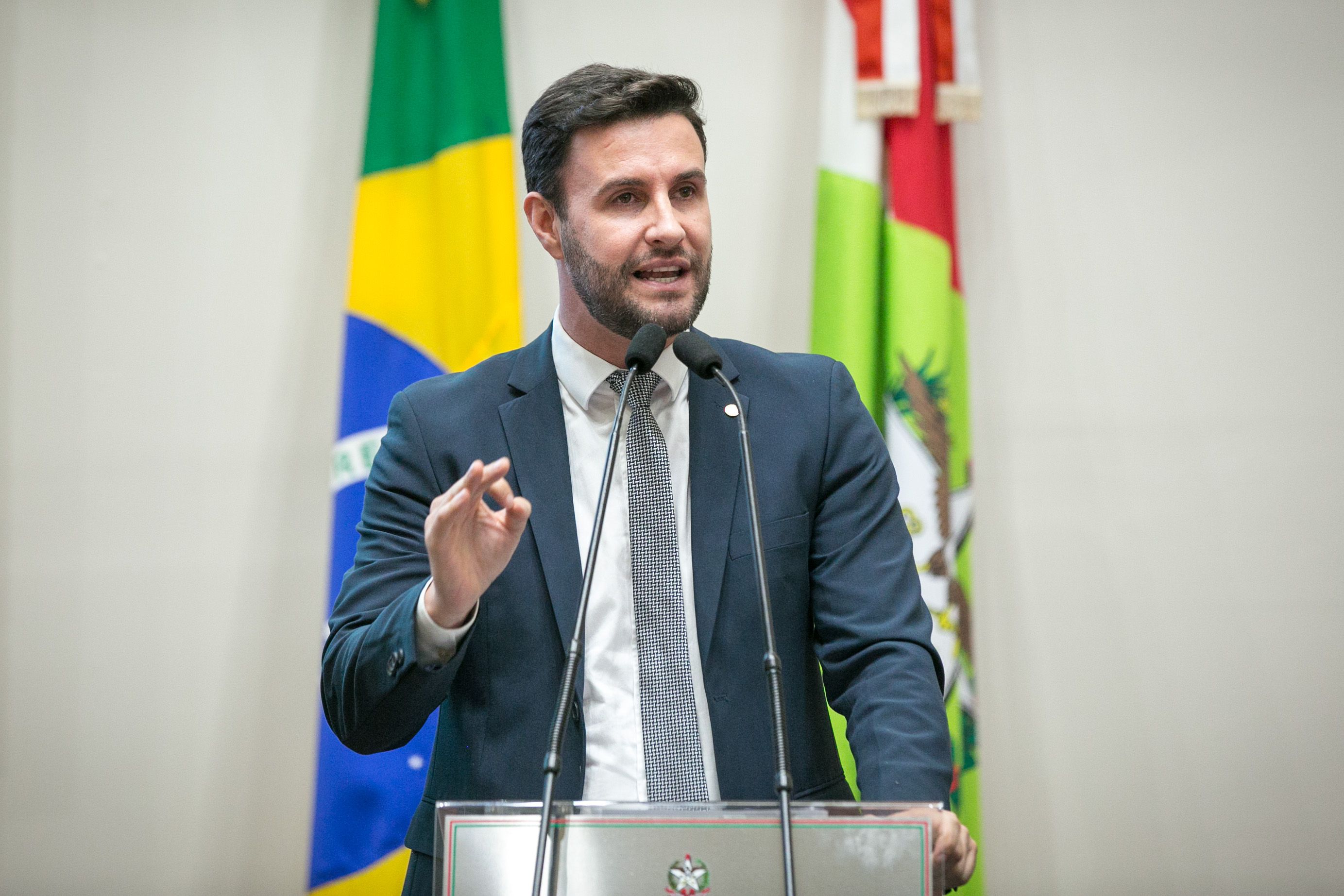 Deputado Felipe Estevão (União)