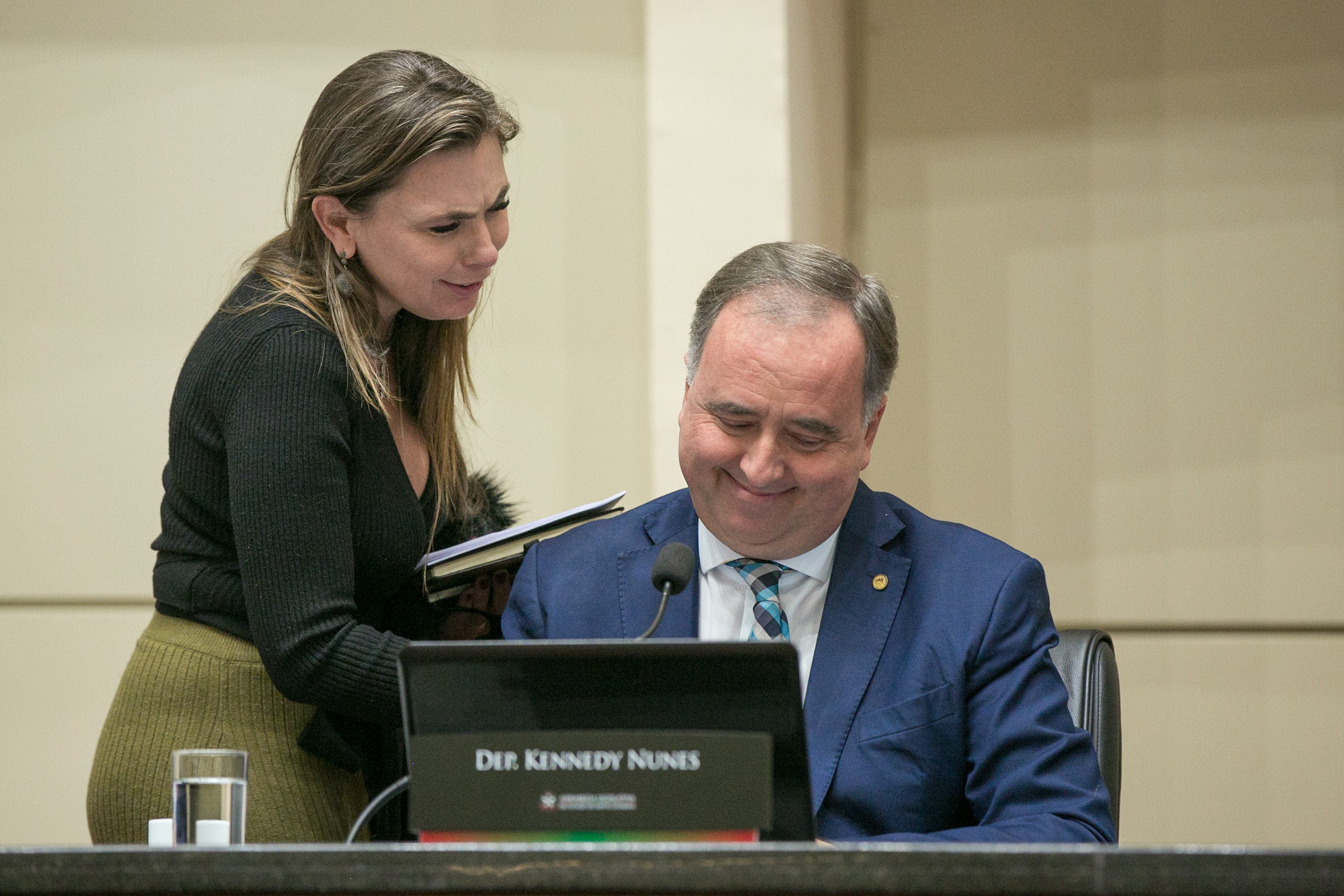 Deputada Paulinha (Podemos) e Deputado Kennedy Nunes (PTB)