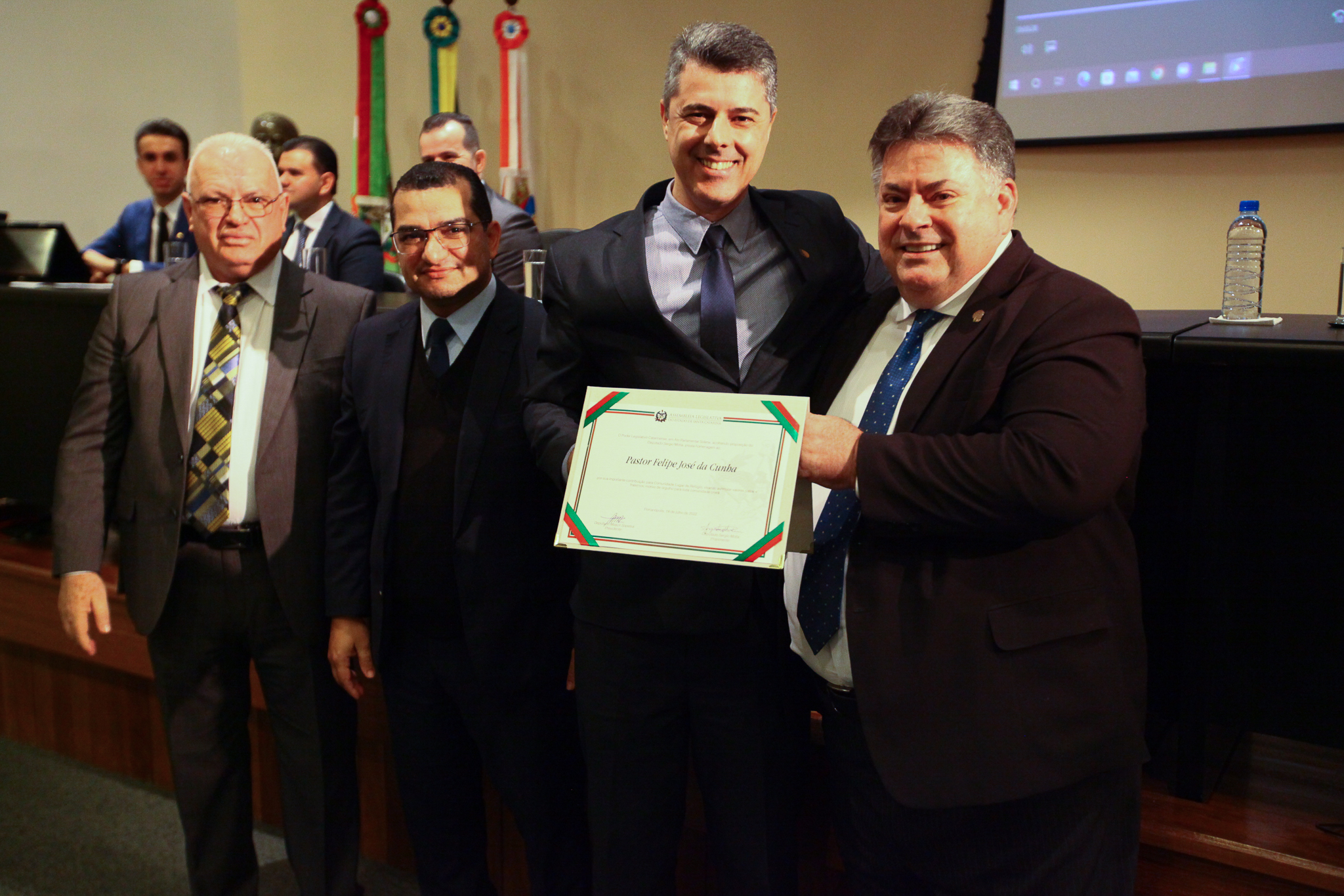 Homenagem em reconhecimento aos trabalhos desenvolvidos pelas Igrejas Evangélicas no Estado de Santa