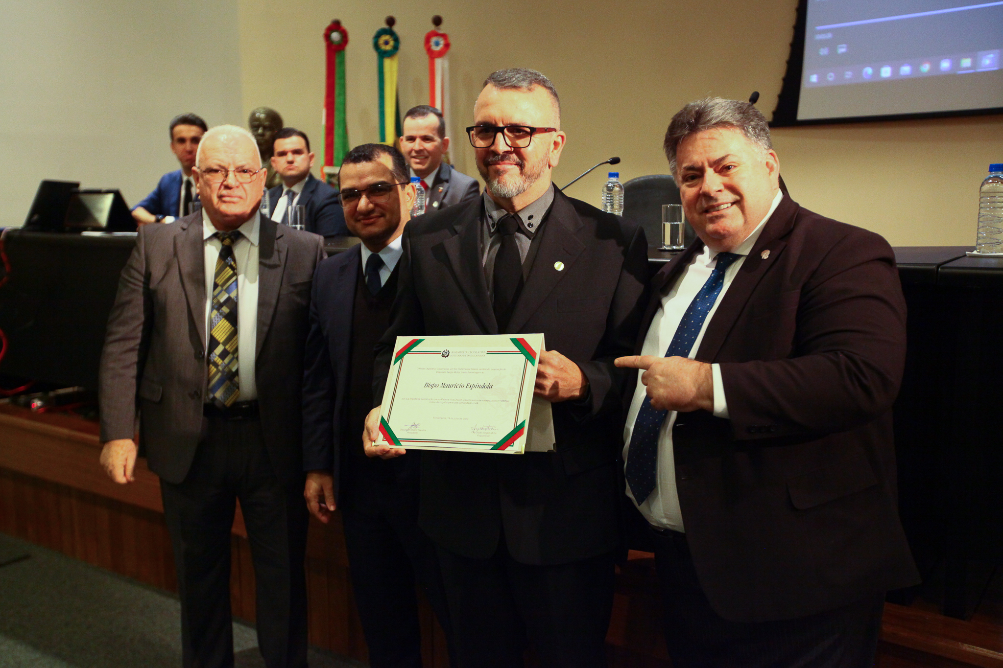 Homenagem em reconhecimento aos trabalhos desenvolvidos pelas Igrejas Evangélicas no Estado de Santa